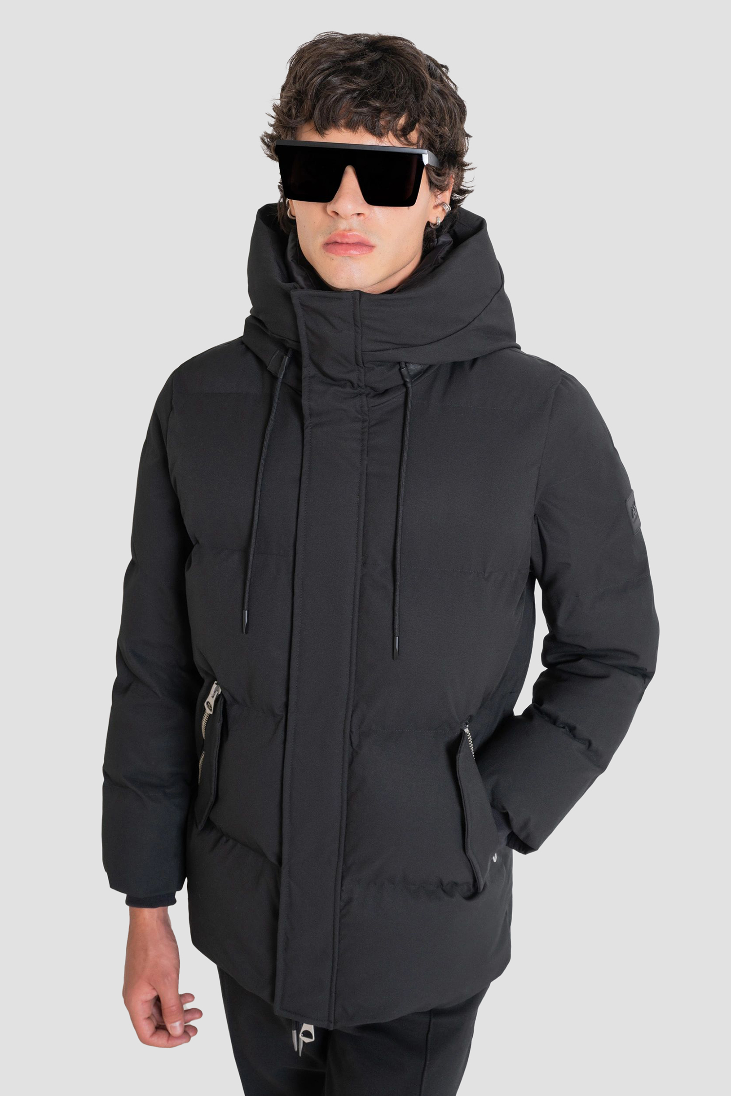 Мужская черная куртка Antony Morato MMCO00885.FA600273;9000