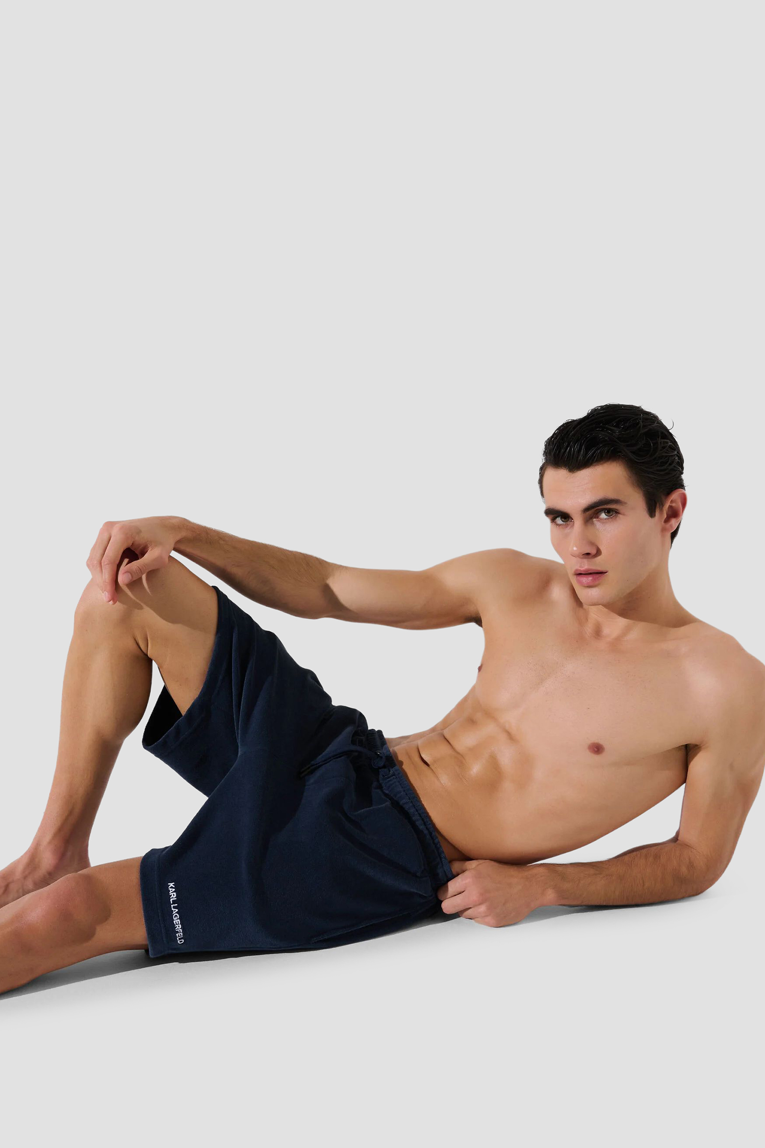 Мужские темно-синие шорты Karl Lagerfeld A3M46006;1WN