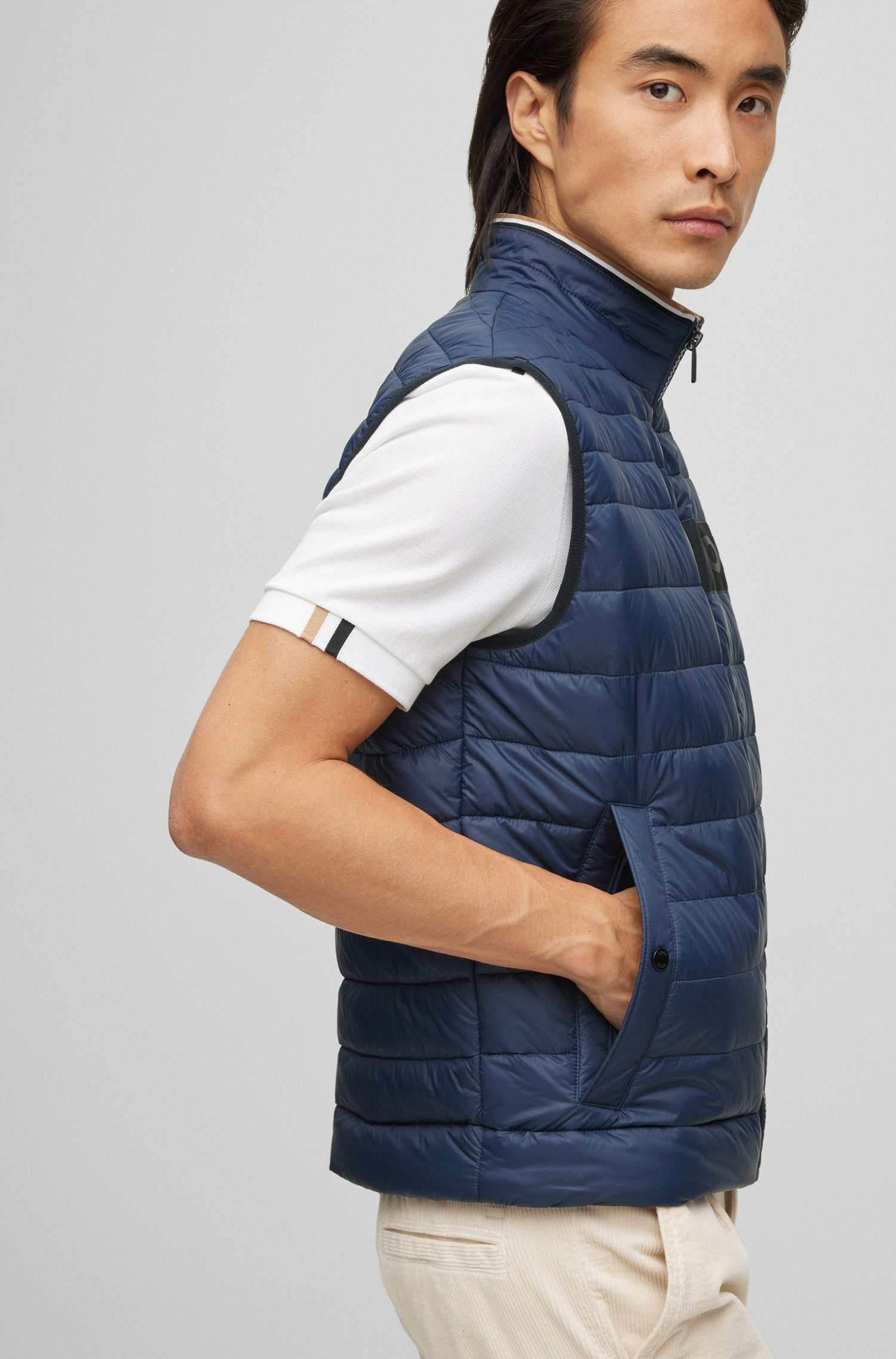 Мужской темно-синий жилет BOSS 50464300;404