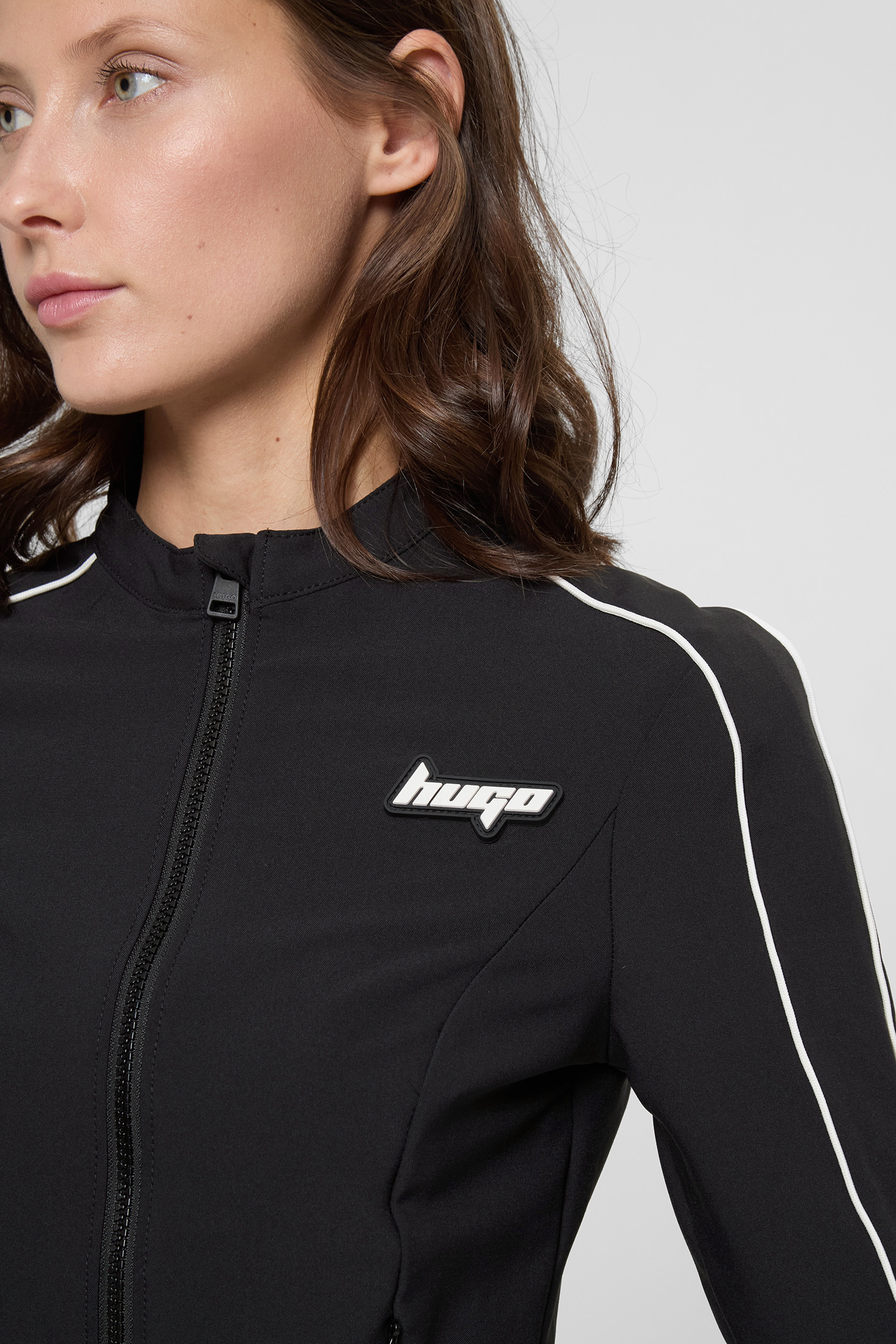 Женская черная спортивная кофта HUGO BLUE 50542175;001