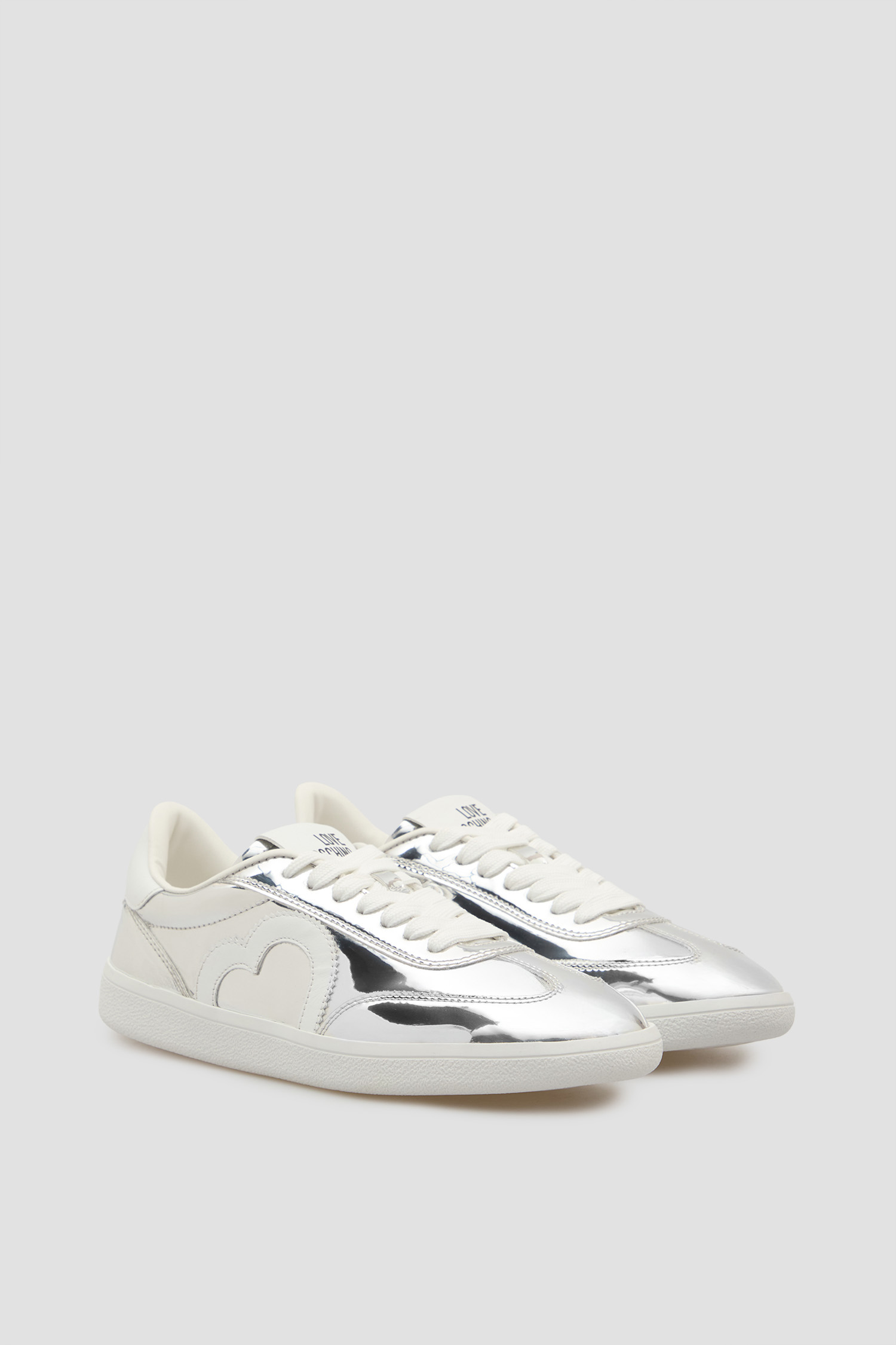 Жіночі сріблясті снікерси Moschino JA15112G1O.JE0;902