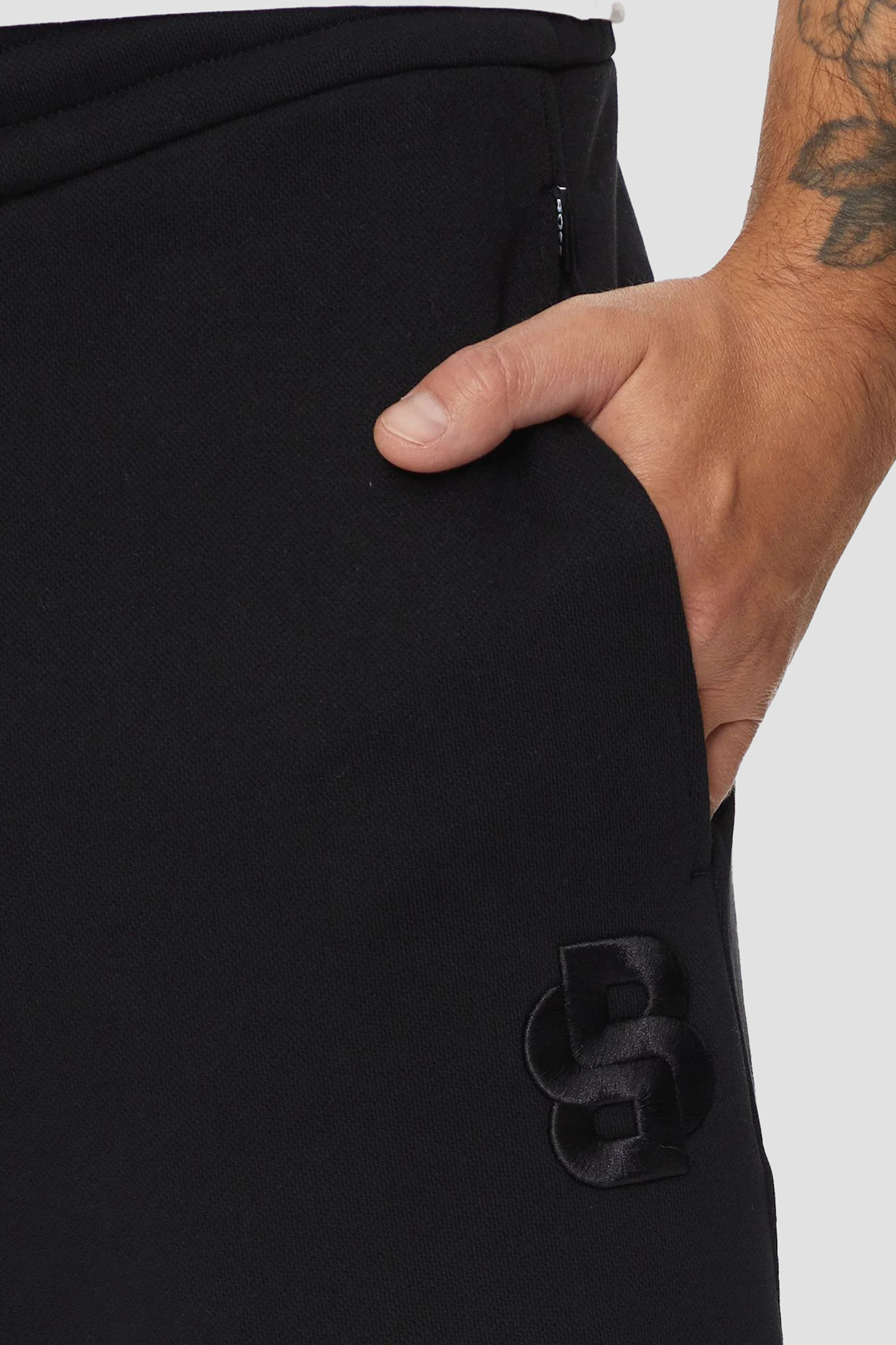 Мужские черные спортивные брюки BOSS 50518728;001