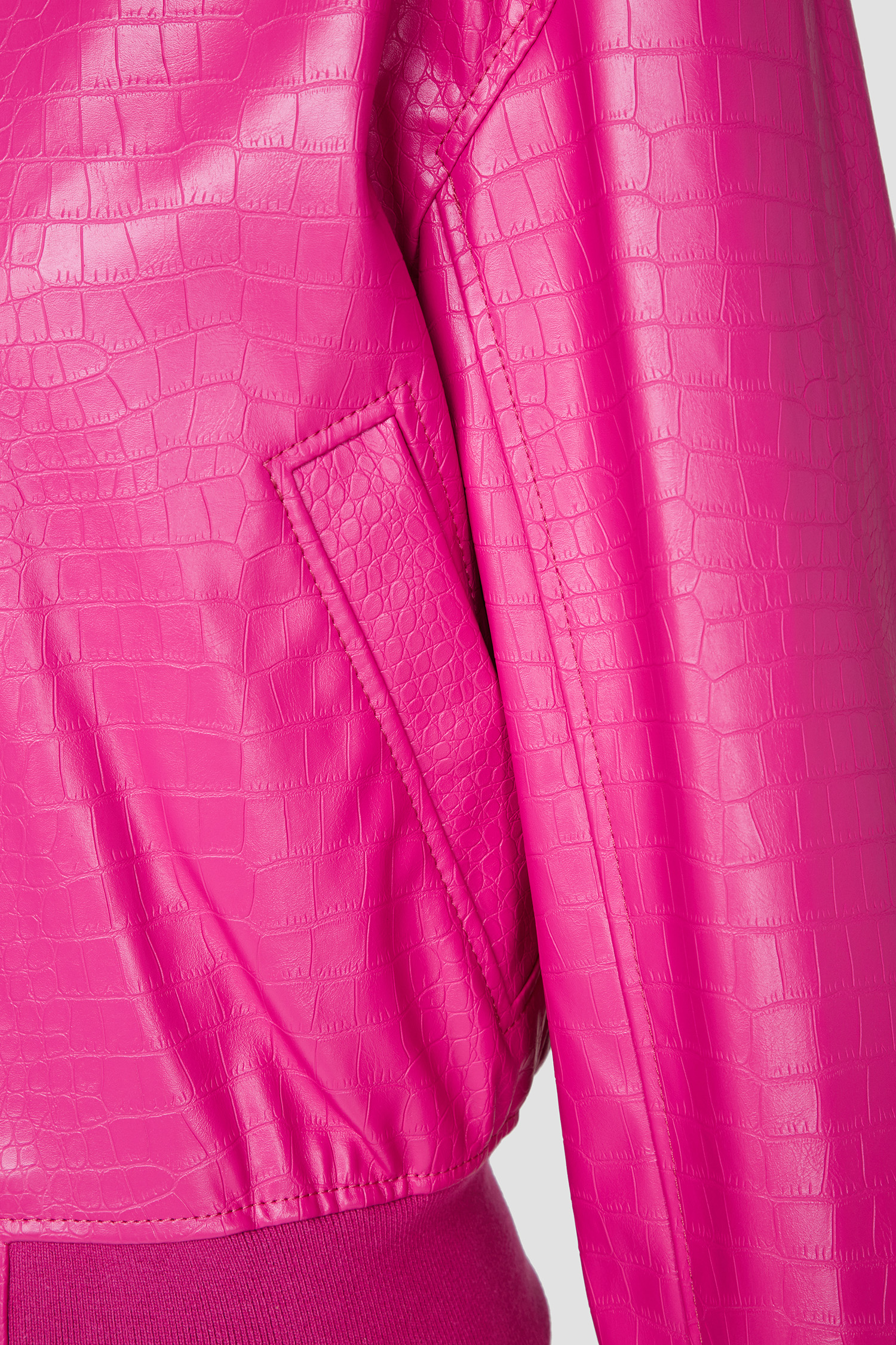 Женский малиновый бомбер HUGO 50508332;652