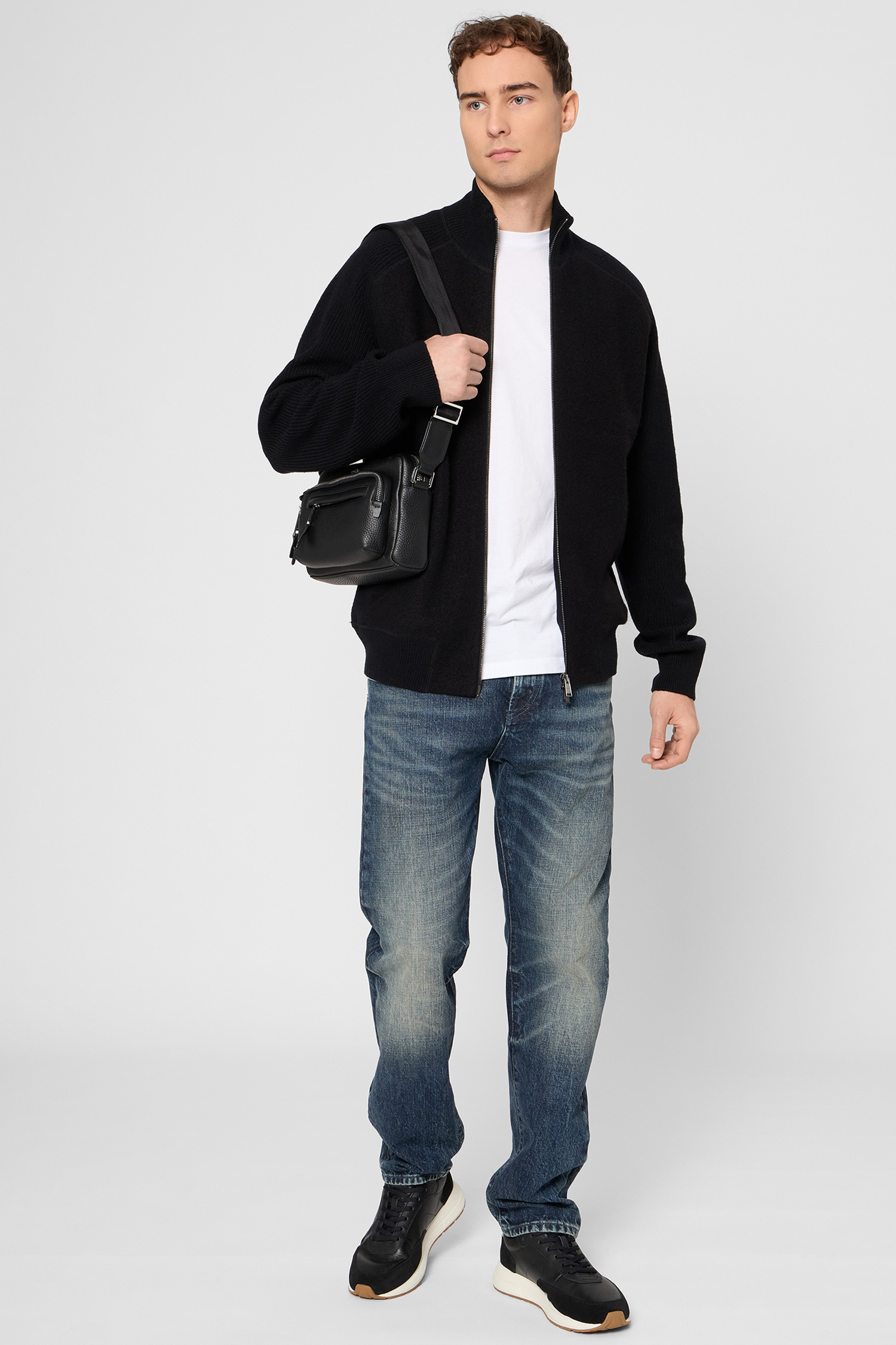 Чоловічий чорний вовняний кардиган BOSS 50550011;001