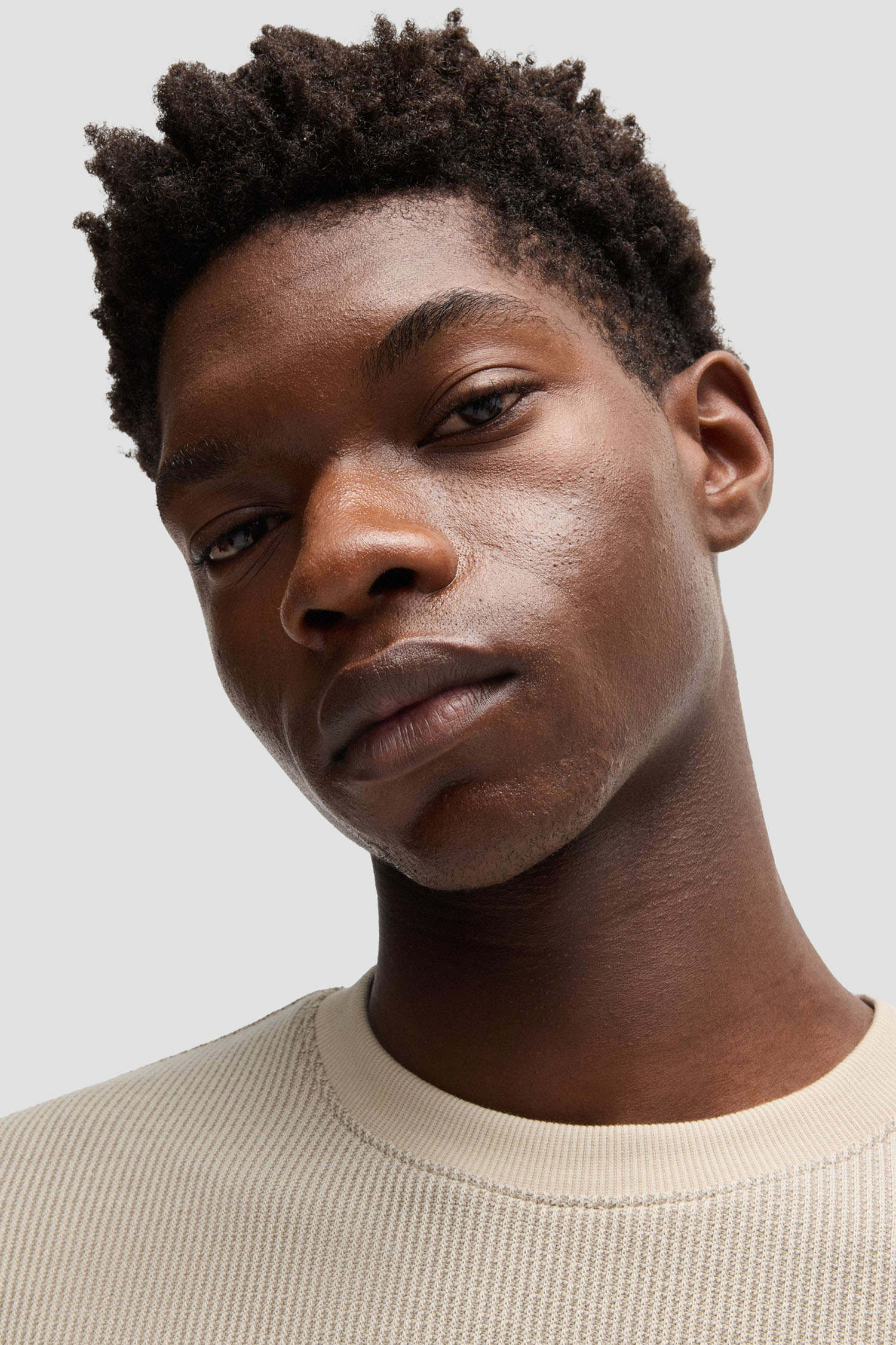 Мужская бежевая футболка HUGO BLUE 50534434;121