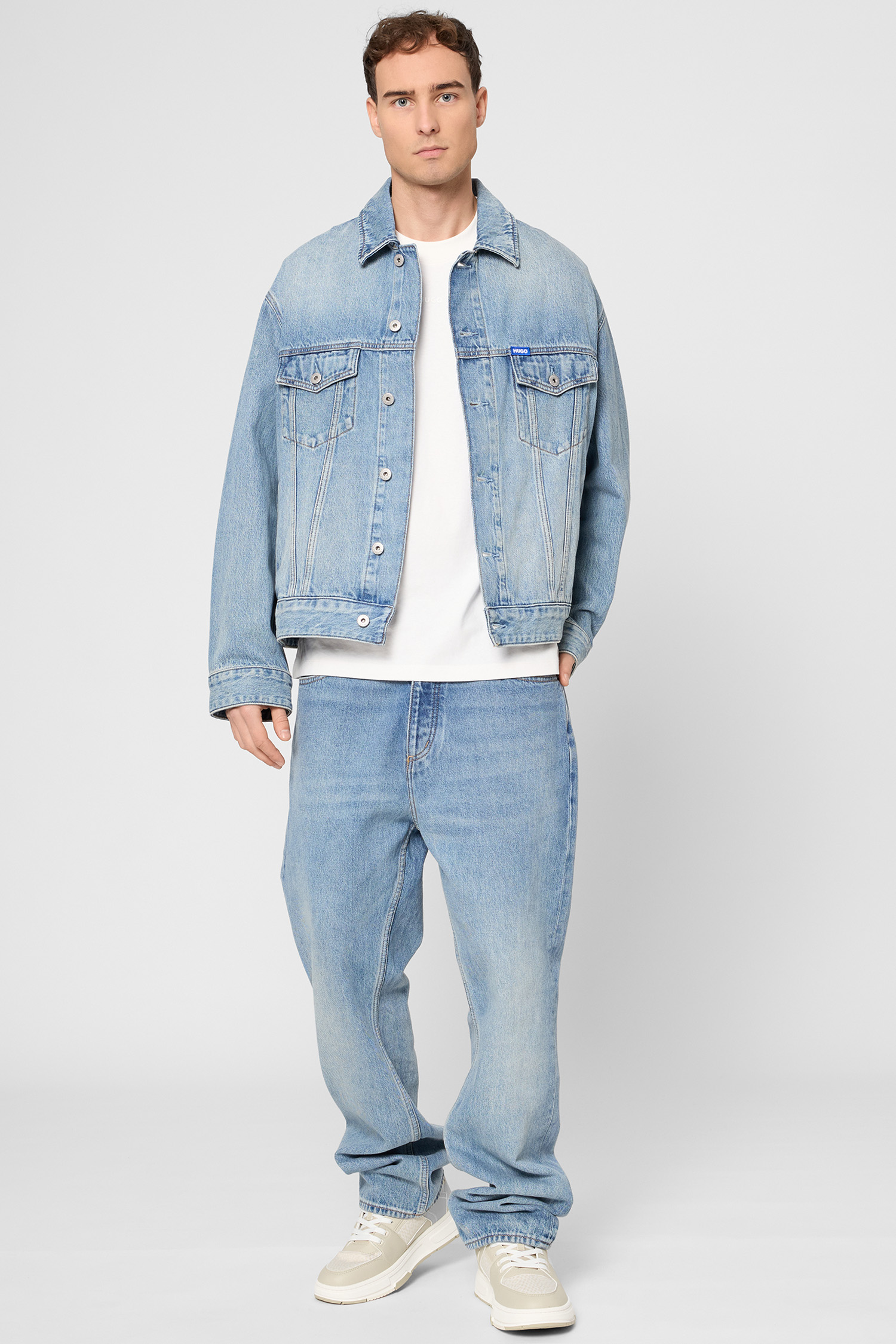 Мужская голубая джинсовая куртка HUGO BLUE 50542673;443