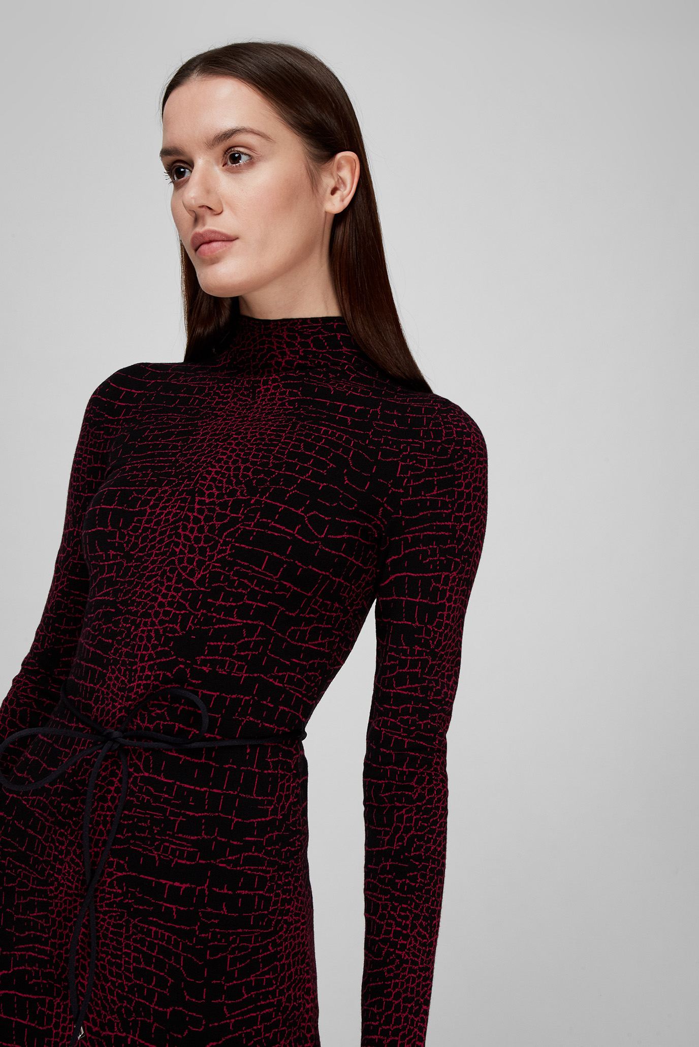 Женское черное платье с узором HUGO 50462667;960