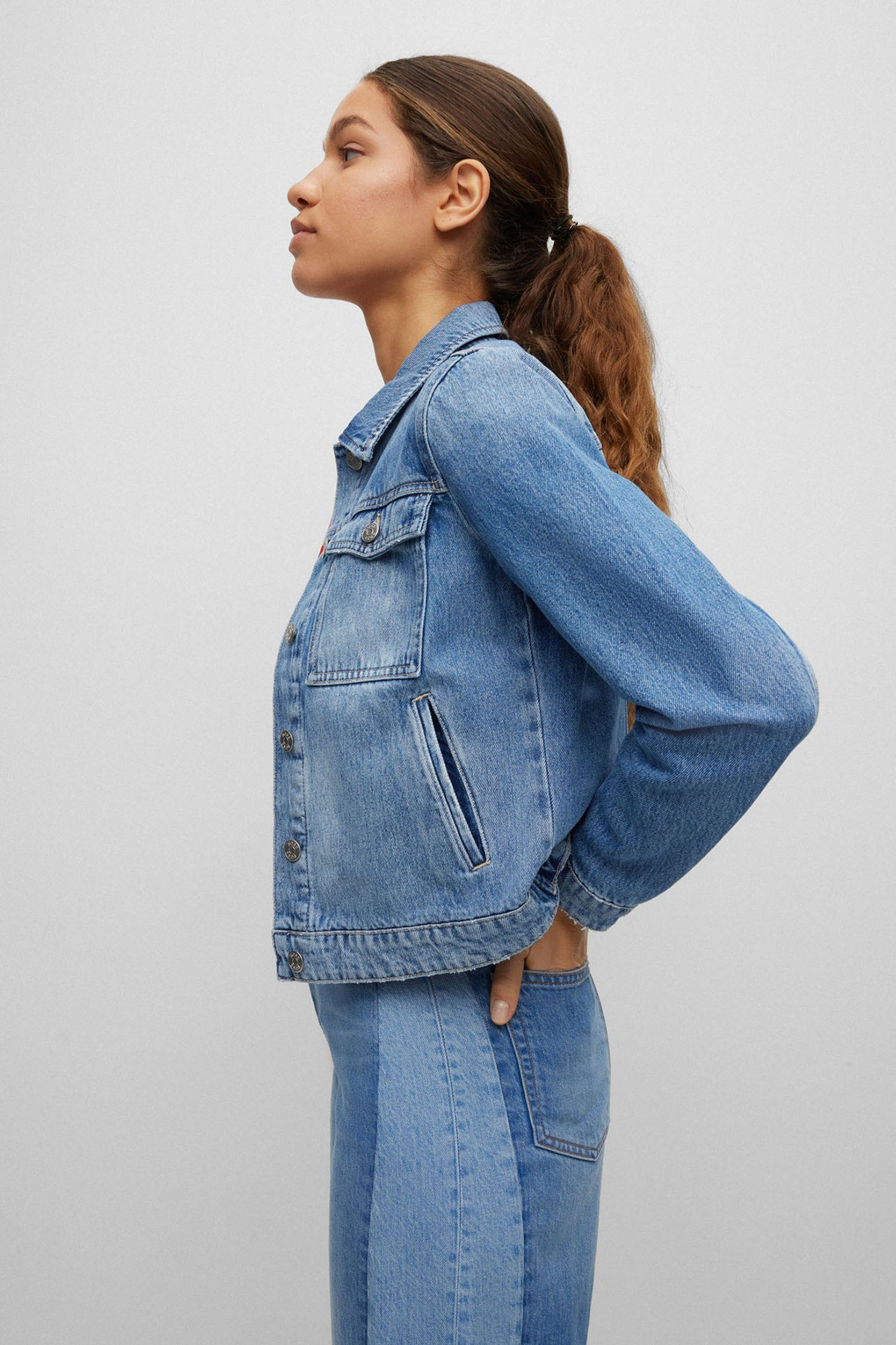 Женская синяя джинсовая куртка BOSS 50501057;400