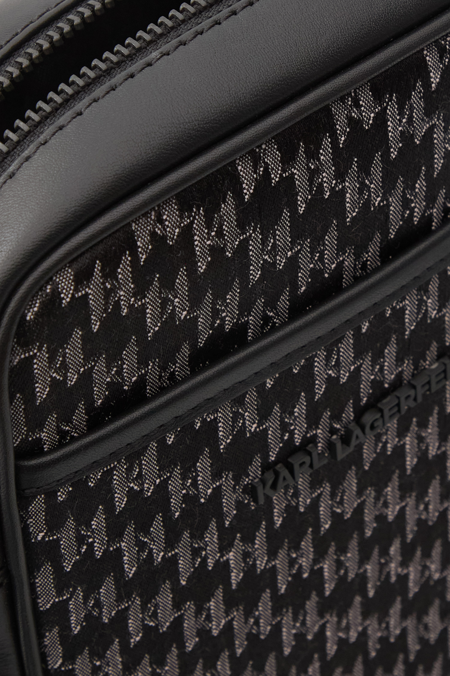 Чоловіча чорна сумка з візерунком Karl Lagerfeld 561115.805922;940