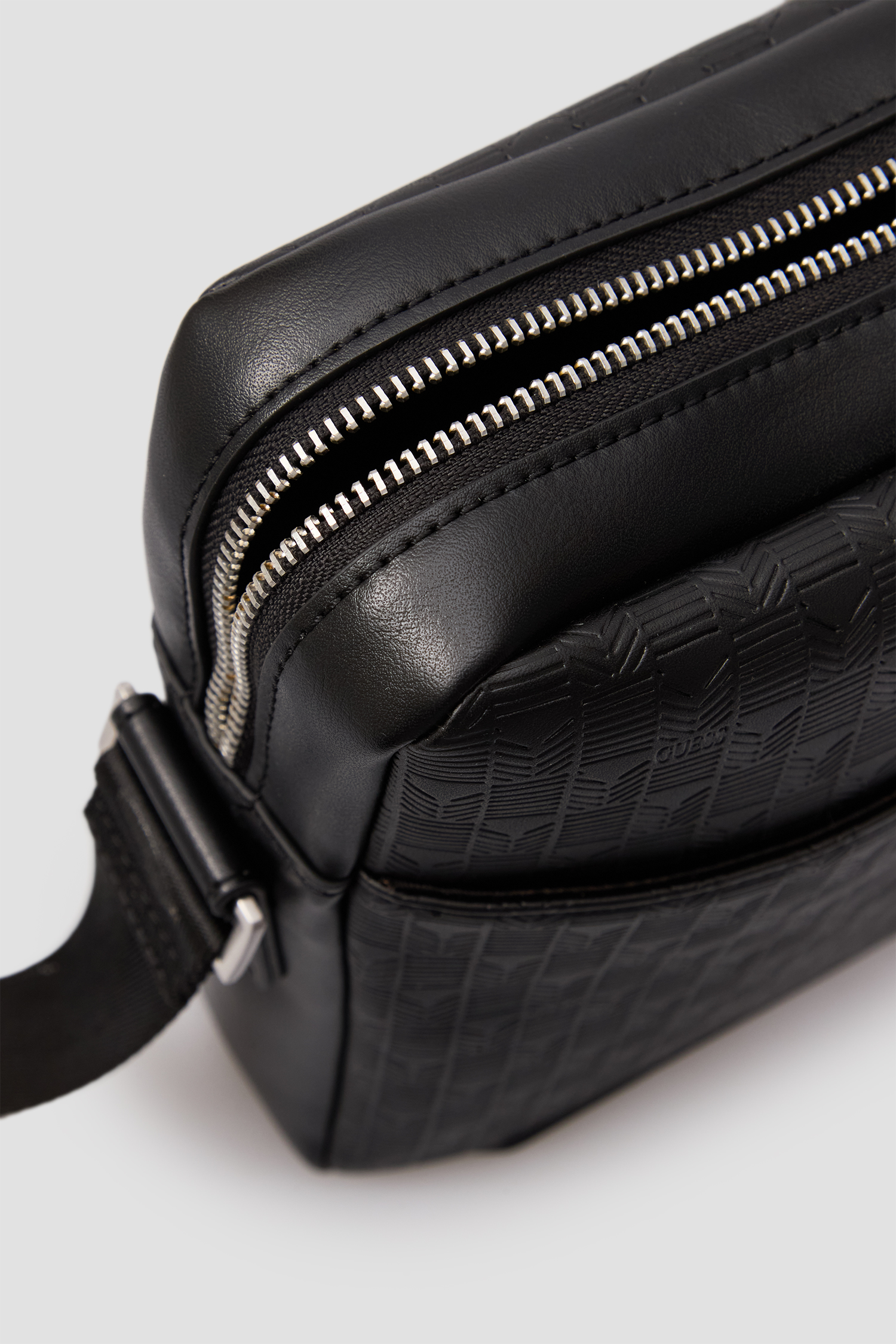 Чоловіча чорна сумка з візерунком Guess HMTODE.P5159;BLA