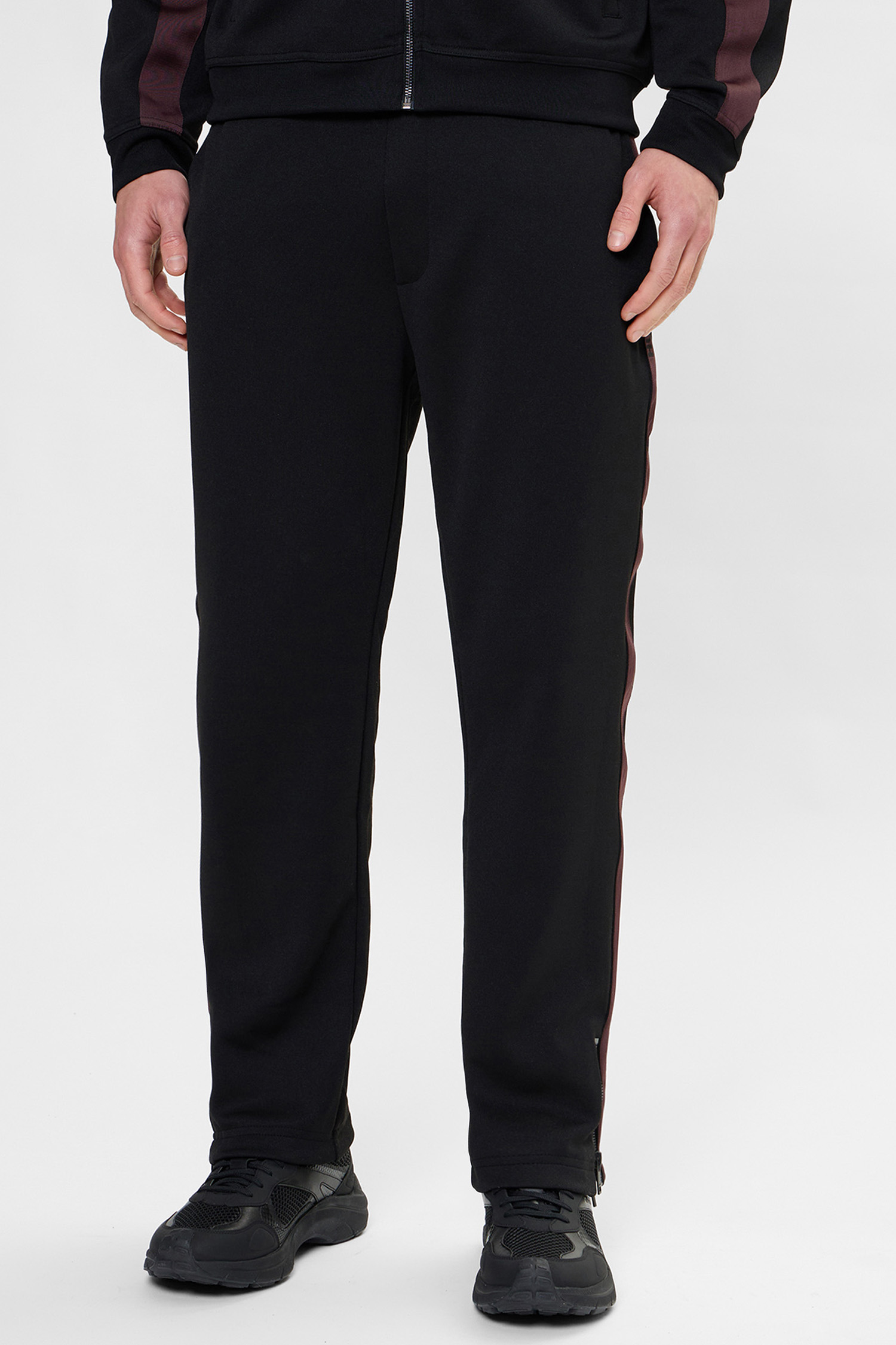 Чоловічі чорні спортивні штани HUGO 50551351;001