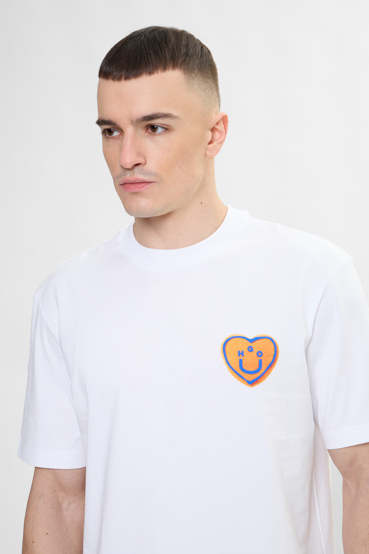 Чоловіча біла футболка HUGO BLUE 50562727;100