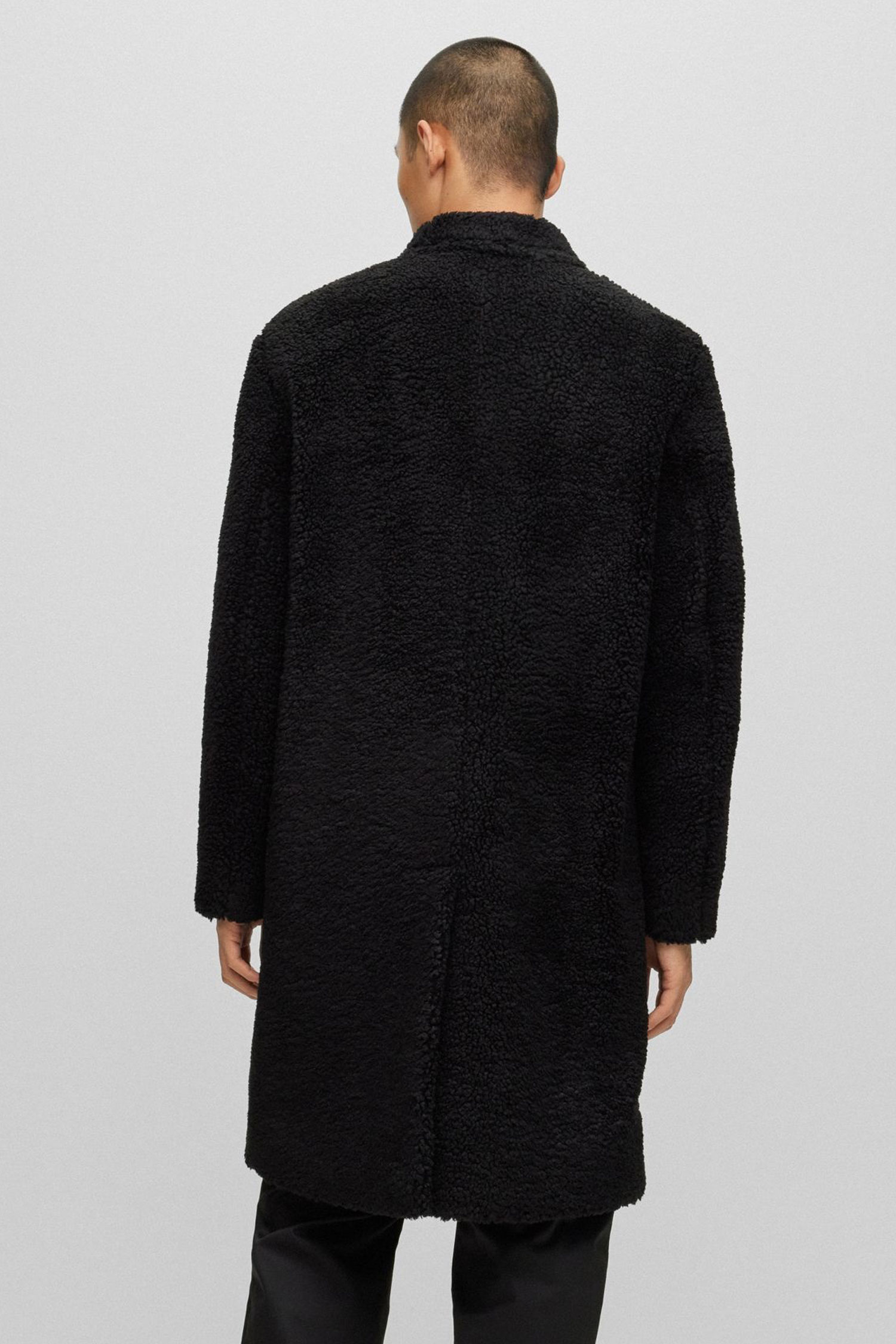 Мужское черное пальто HUGO 50499100;001