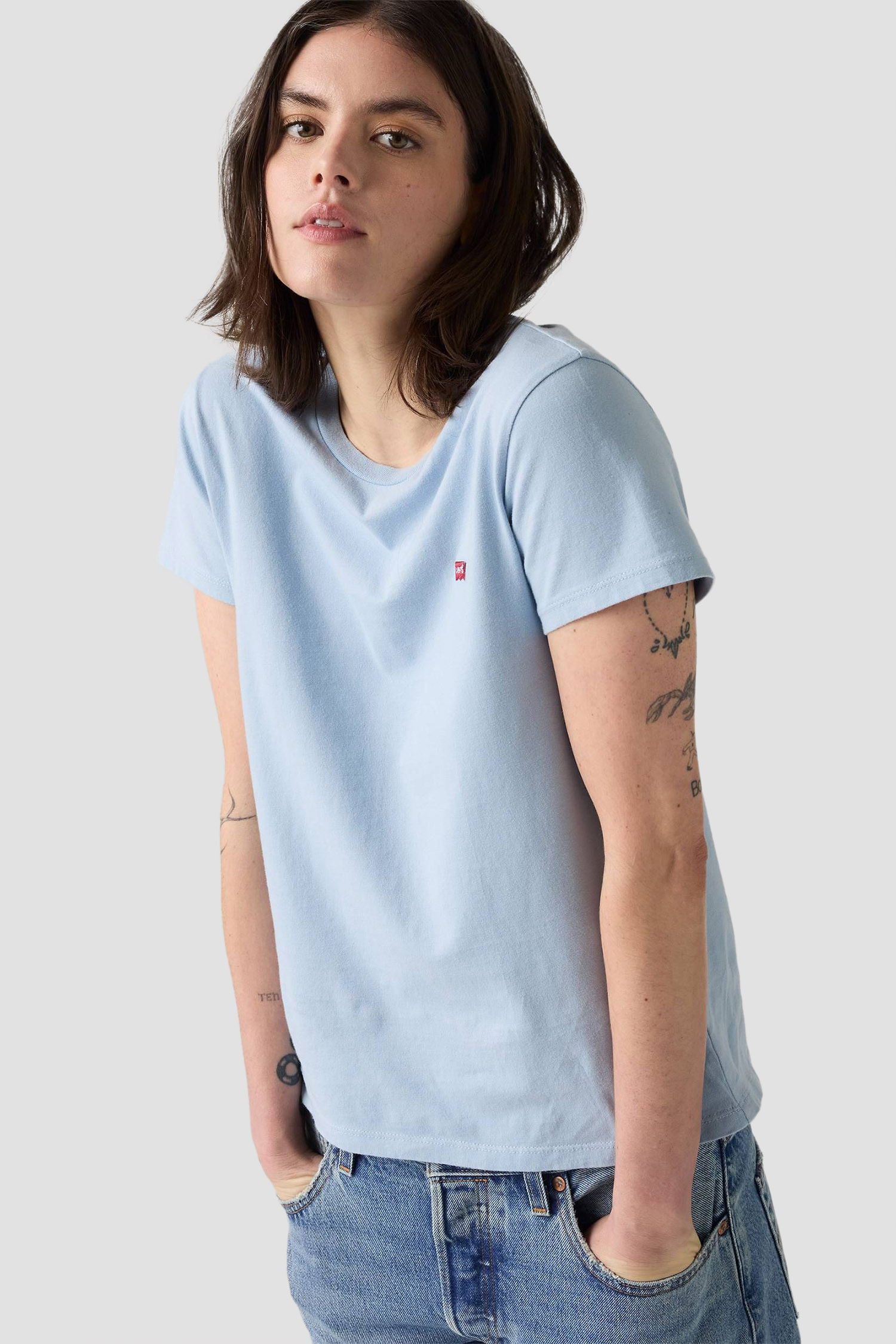Жіноча блакитна футболка Levi’s® 39185;0398