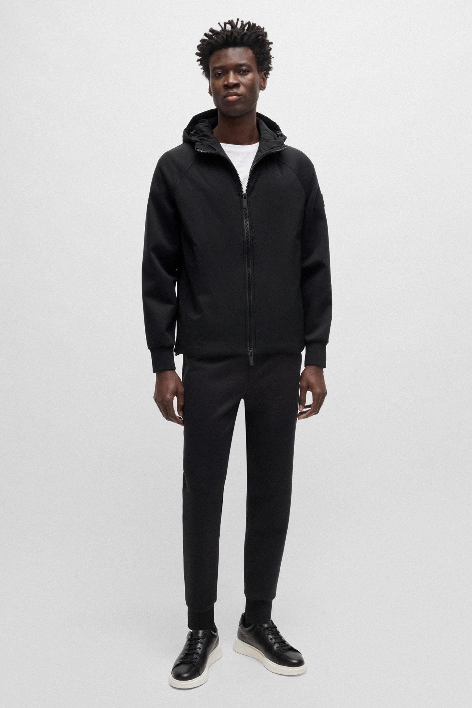 Мужская черная кофта на молнии BOSS 50519008;001