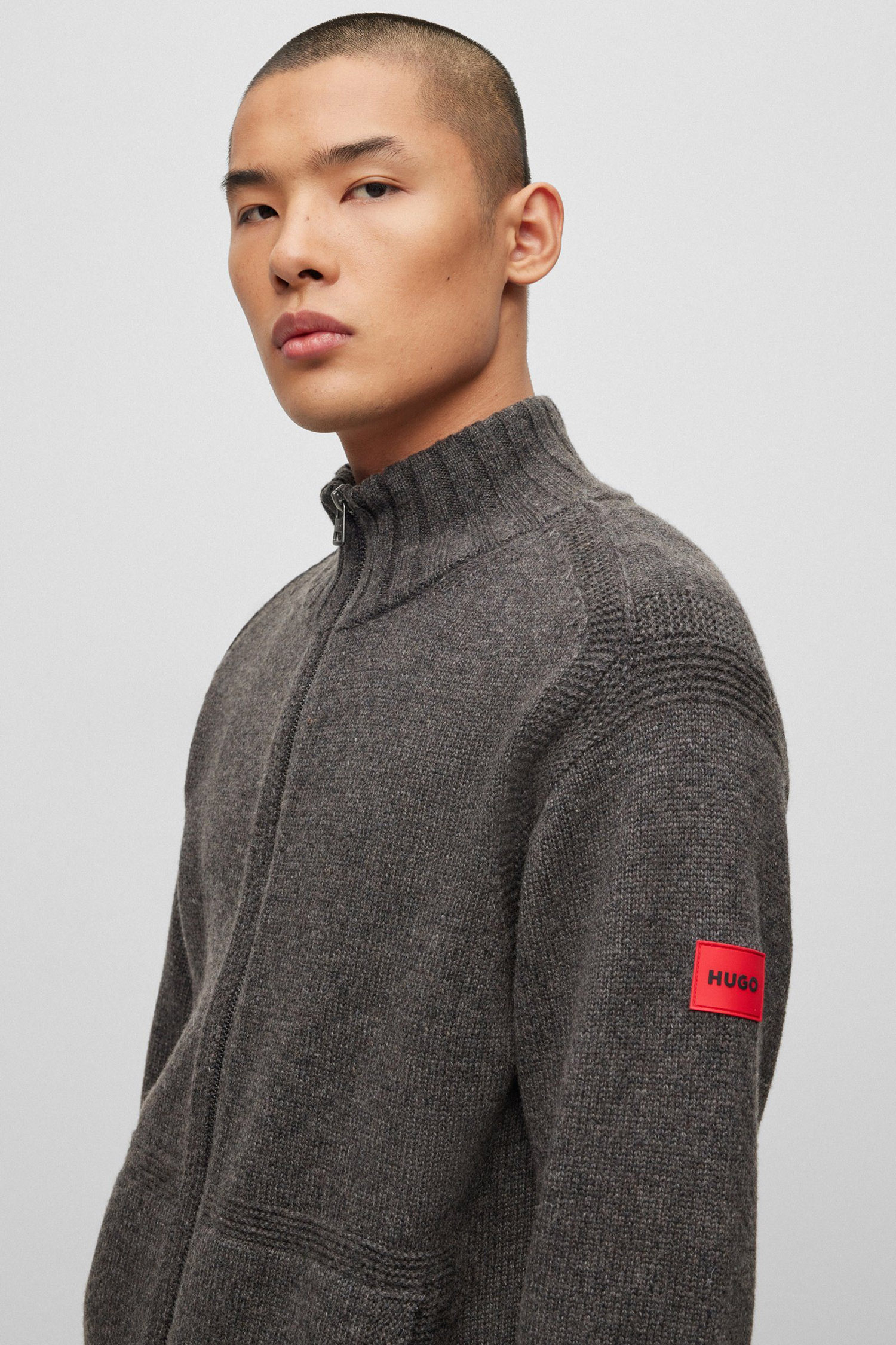 Чоловічий сірий вовняний светр на блискавці HUGO 50500032;023
