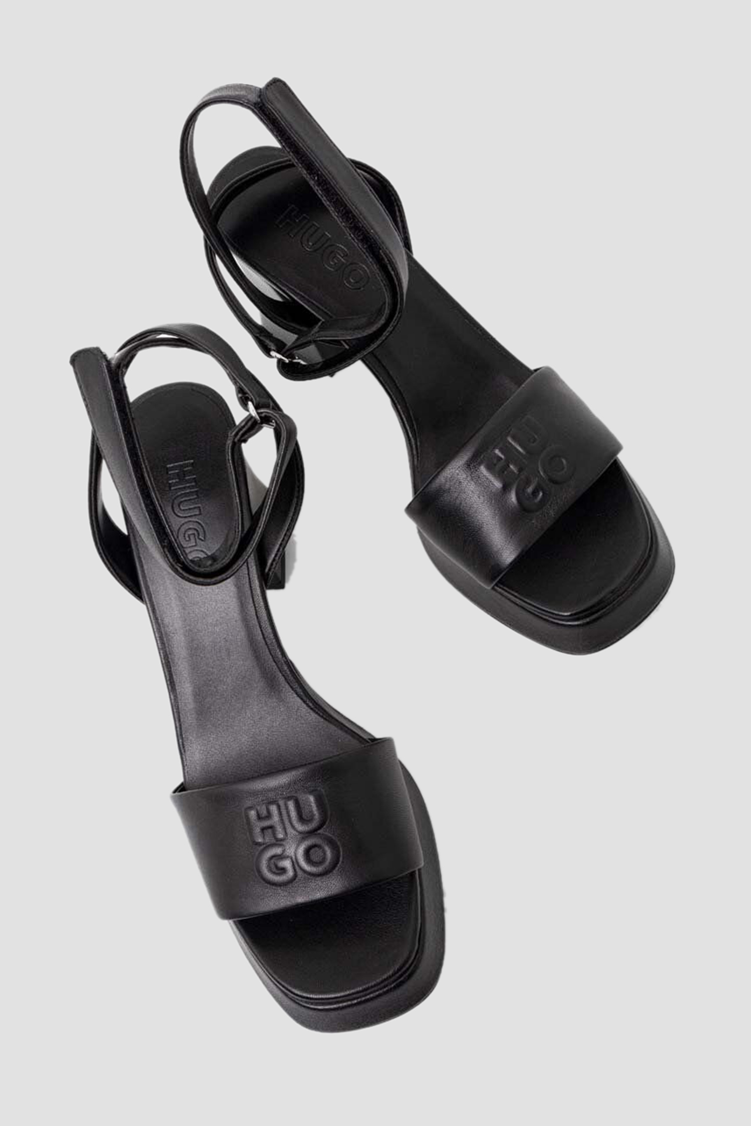 Женские черные кожаные босоножки HUGO 50513175;001