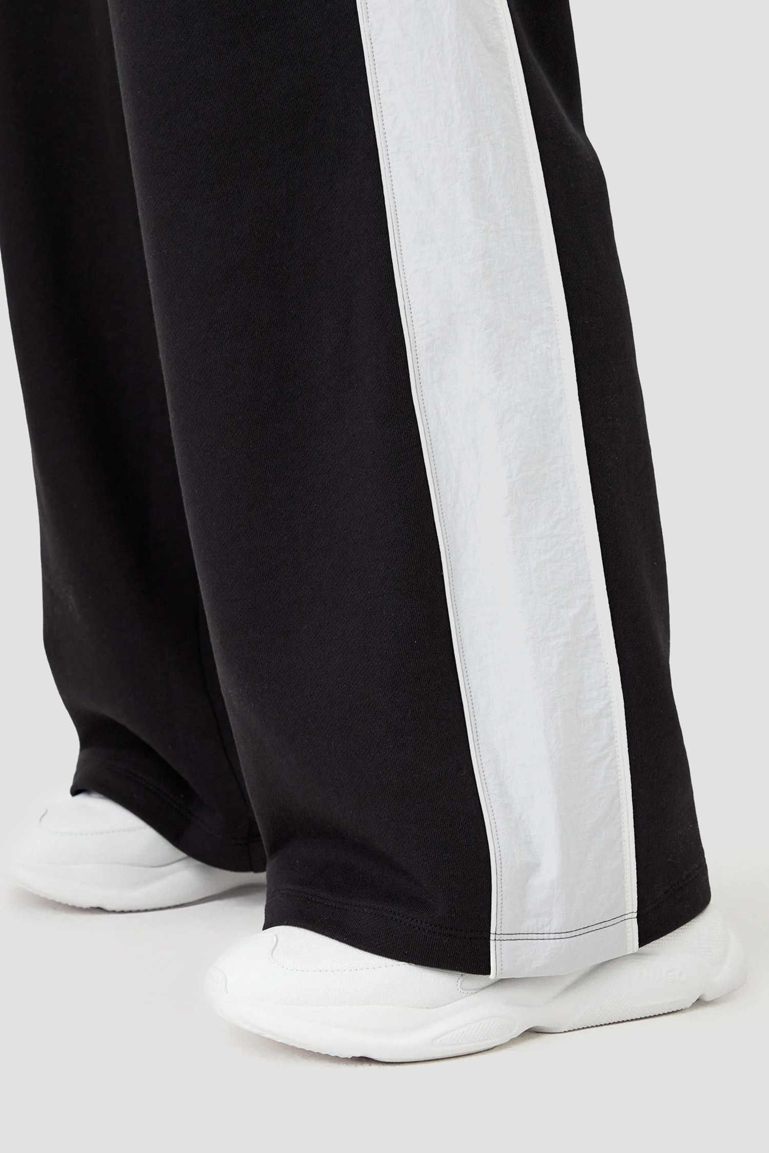 Жіночі чорні спортивні штани HUGO BLUE 50531179;001