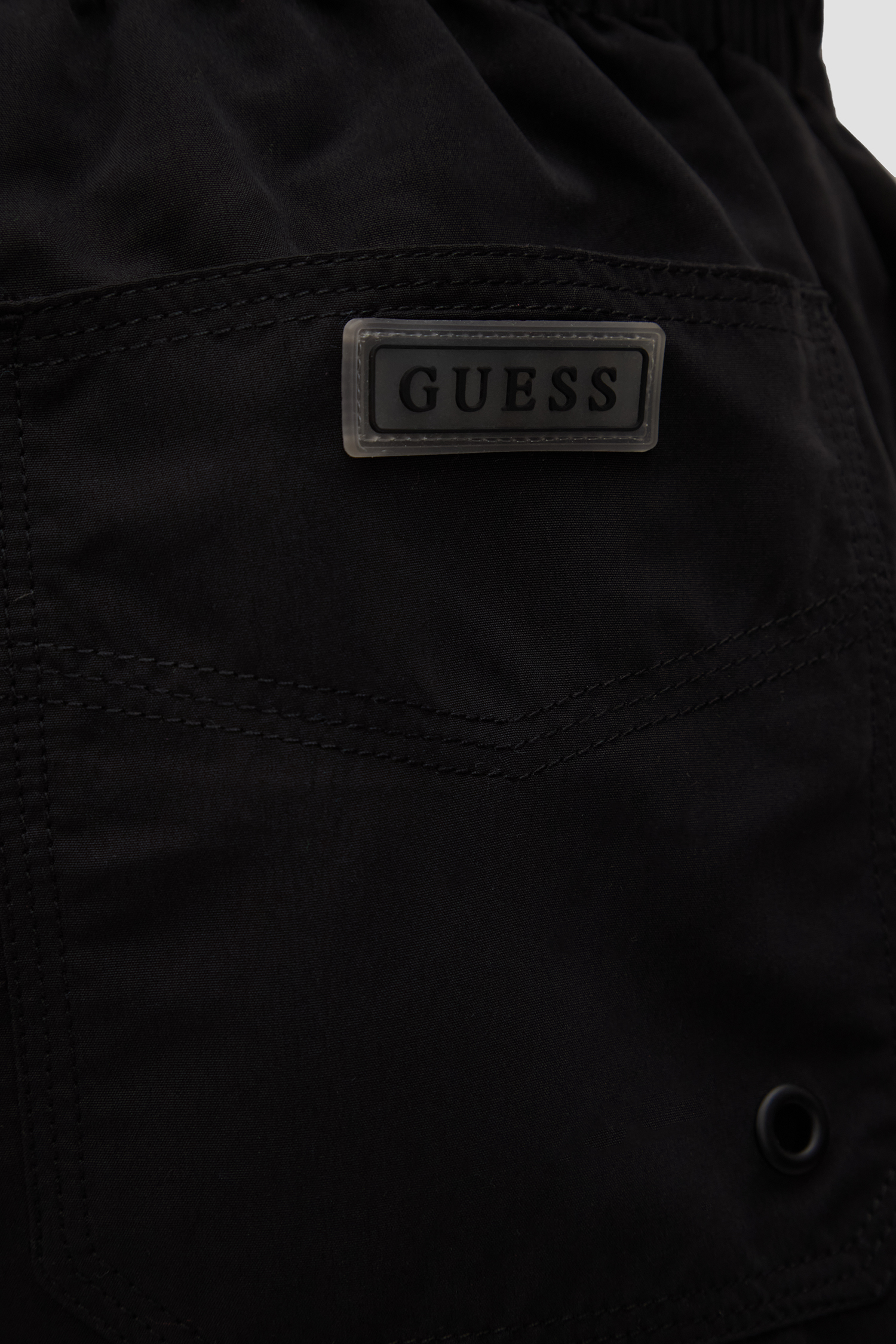 Мужские черные плавательные шорты Guess F4GT00.WG282;JBLK