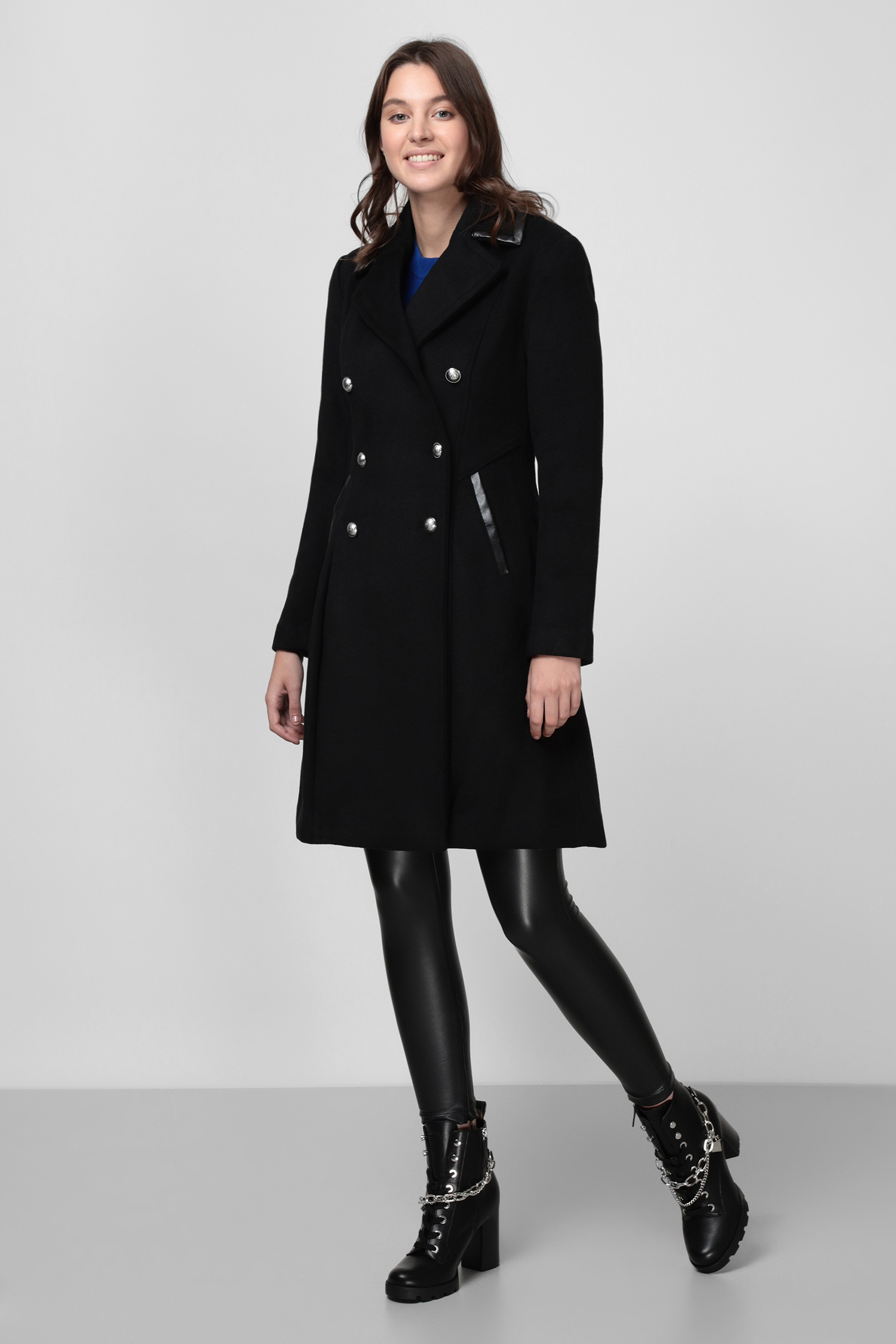 Женское черное пальто Guess W0BL0S.WDBC0;JBLK