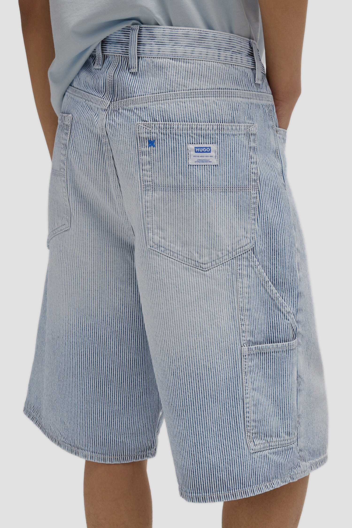 Мужские джинсовые шорты в полоску HUGO BLUE 50534609;439