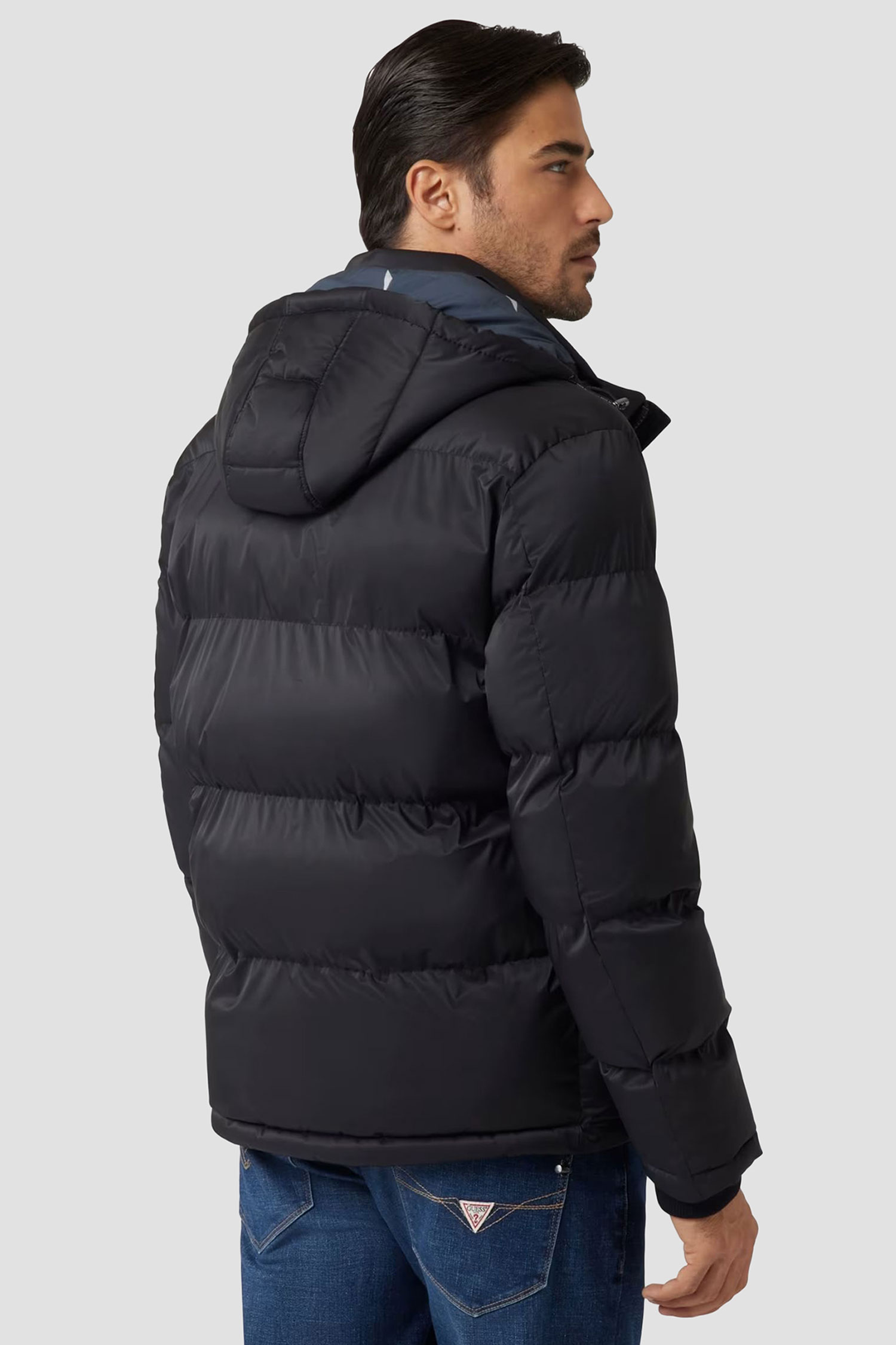 Чоловіча чорна куртка Guess M4BL21.WGJ42;JBLK