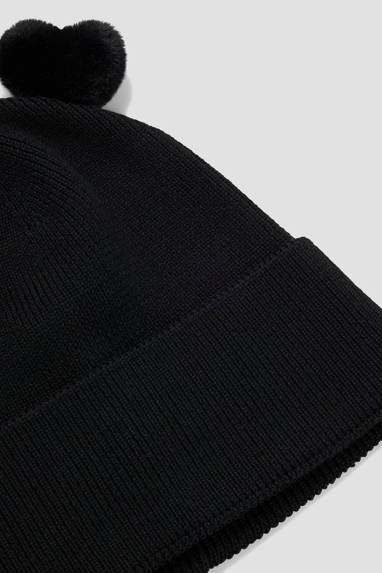 Женская черная шерстяная шапка HUGO 50500976;001