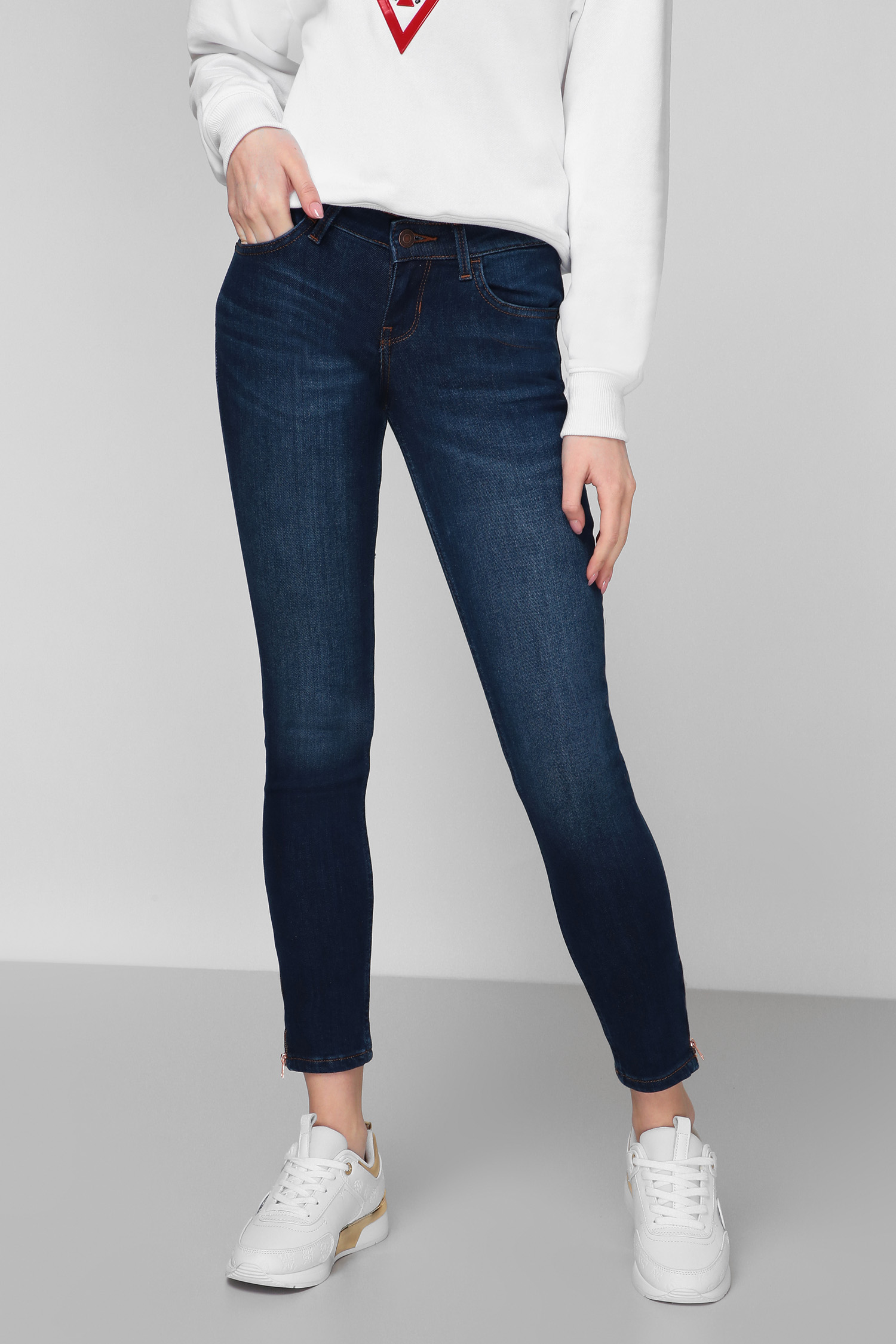 Синие джинсы для девушек Guess W0BAB8.D4661;CMDE