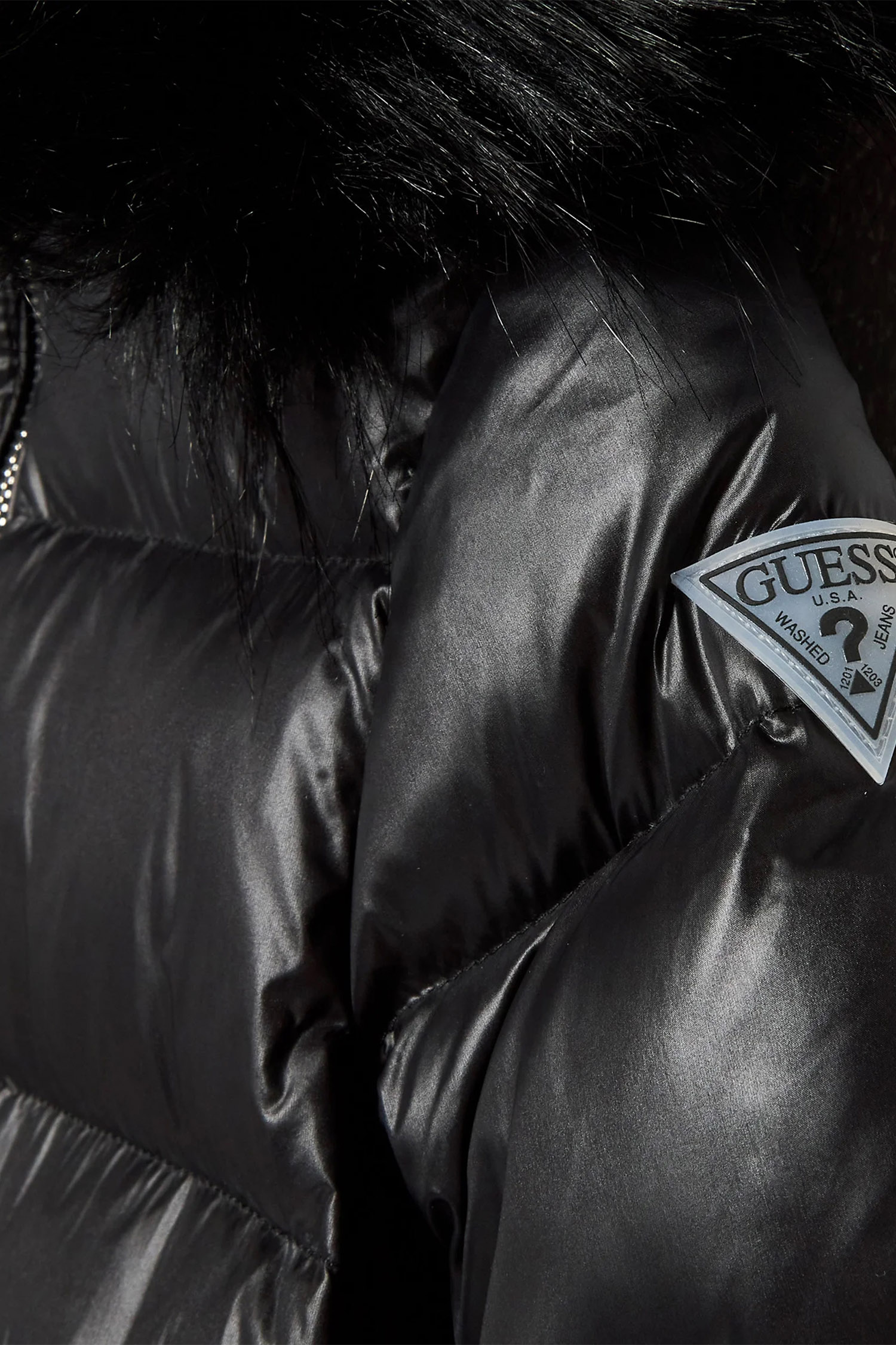 Дитячий чорний пуховик Guess Kids J2BL03.WB080;JBLK