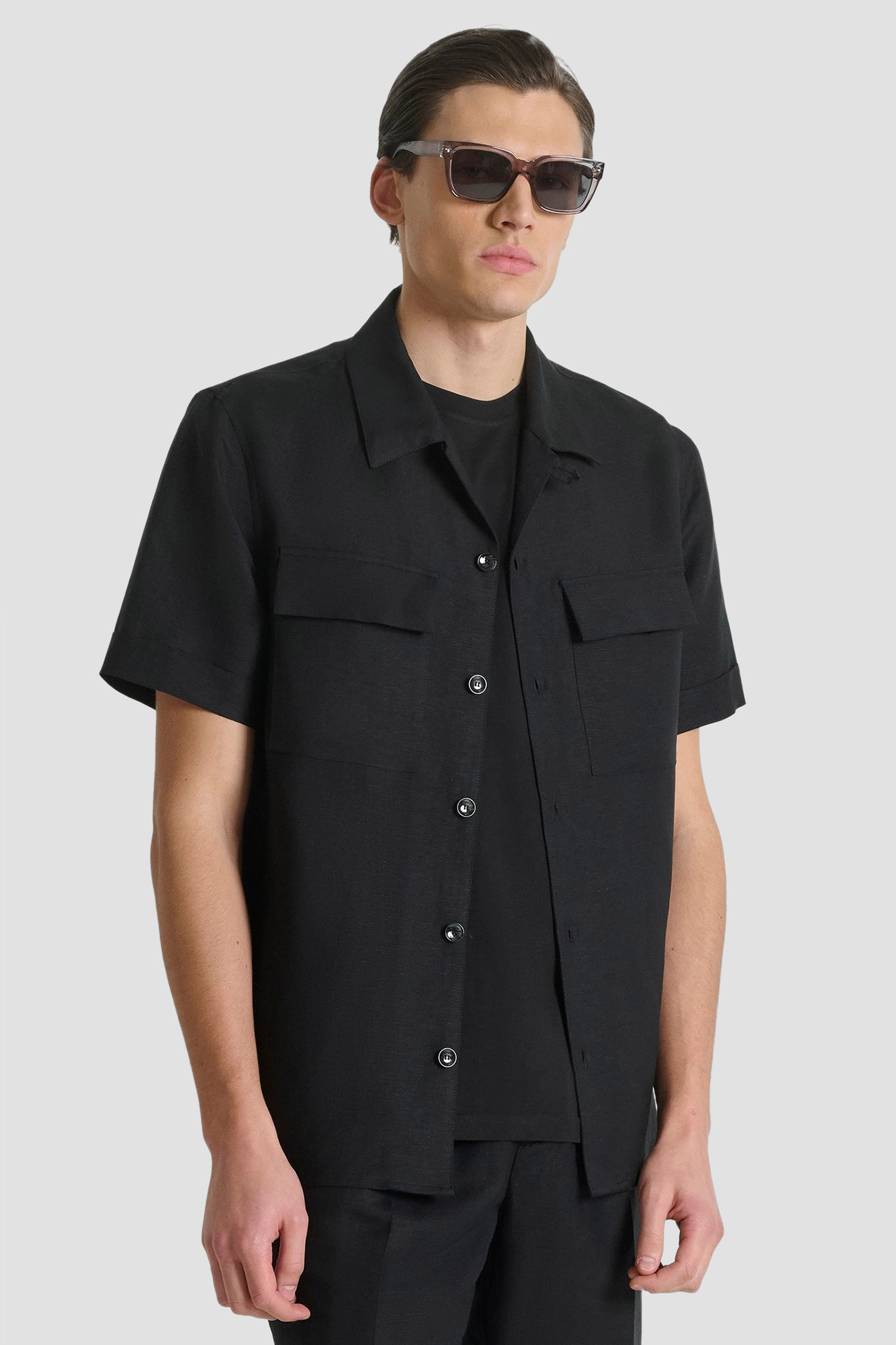 Чоловіча чорна лляна сорочка Antony Morato MMSS00202.FA900135;9000