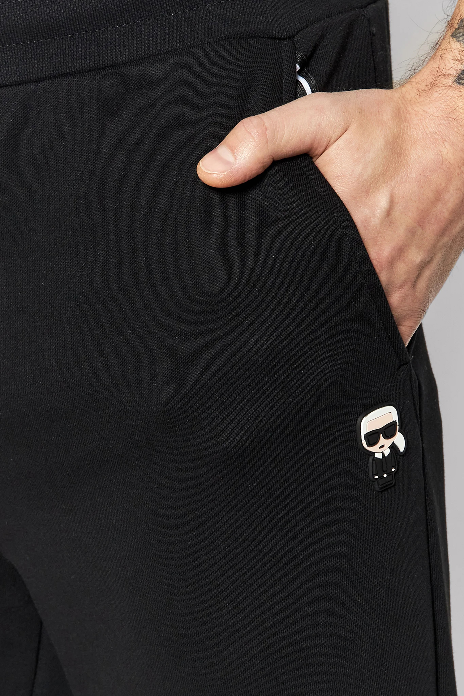 Мужские черные спортивные брюки Karl Lagerfeld 500900.705896;990