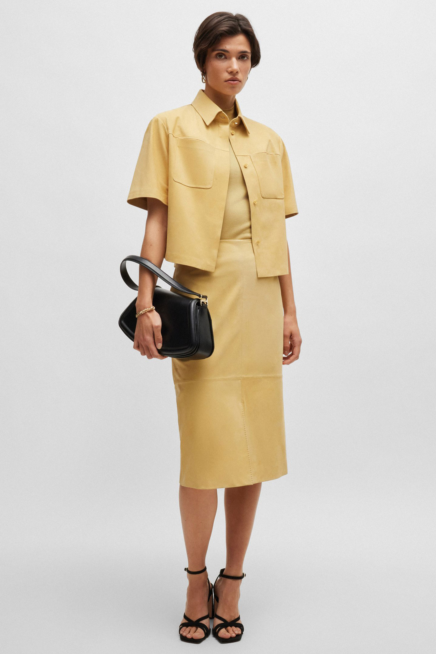 Жіночий бежевий шовковий топ BOSS 50514200;754