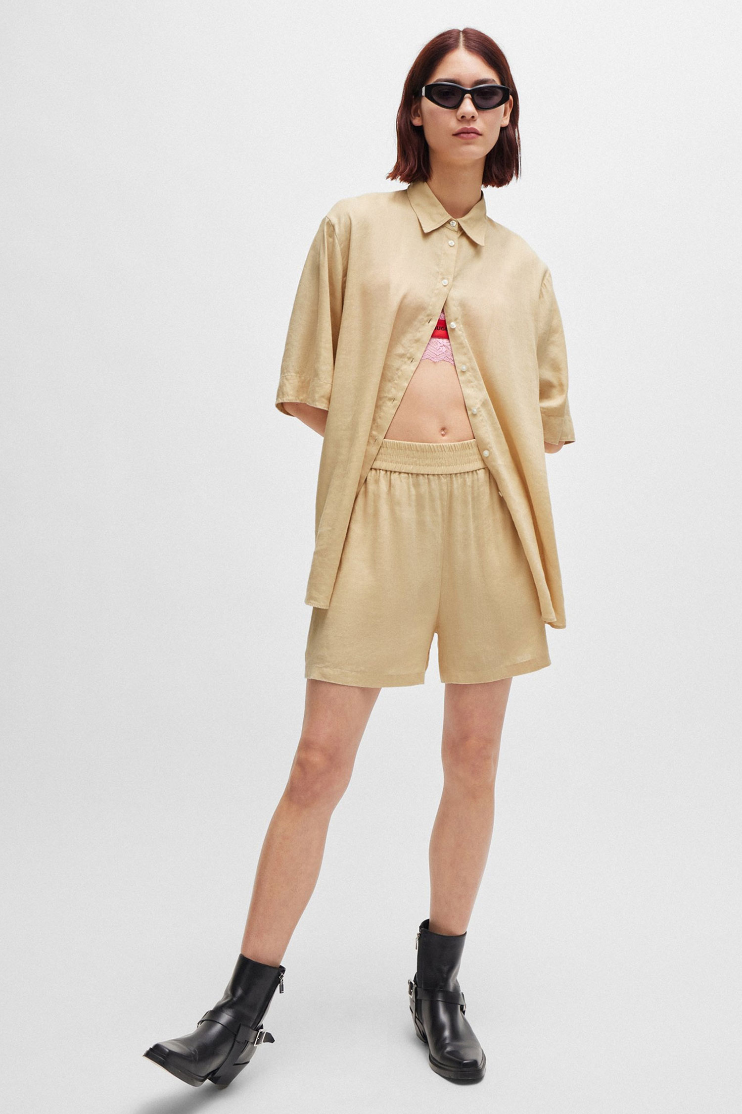 Женские бежевые льняные шорты HUGO 50512875;291