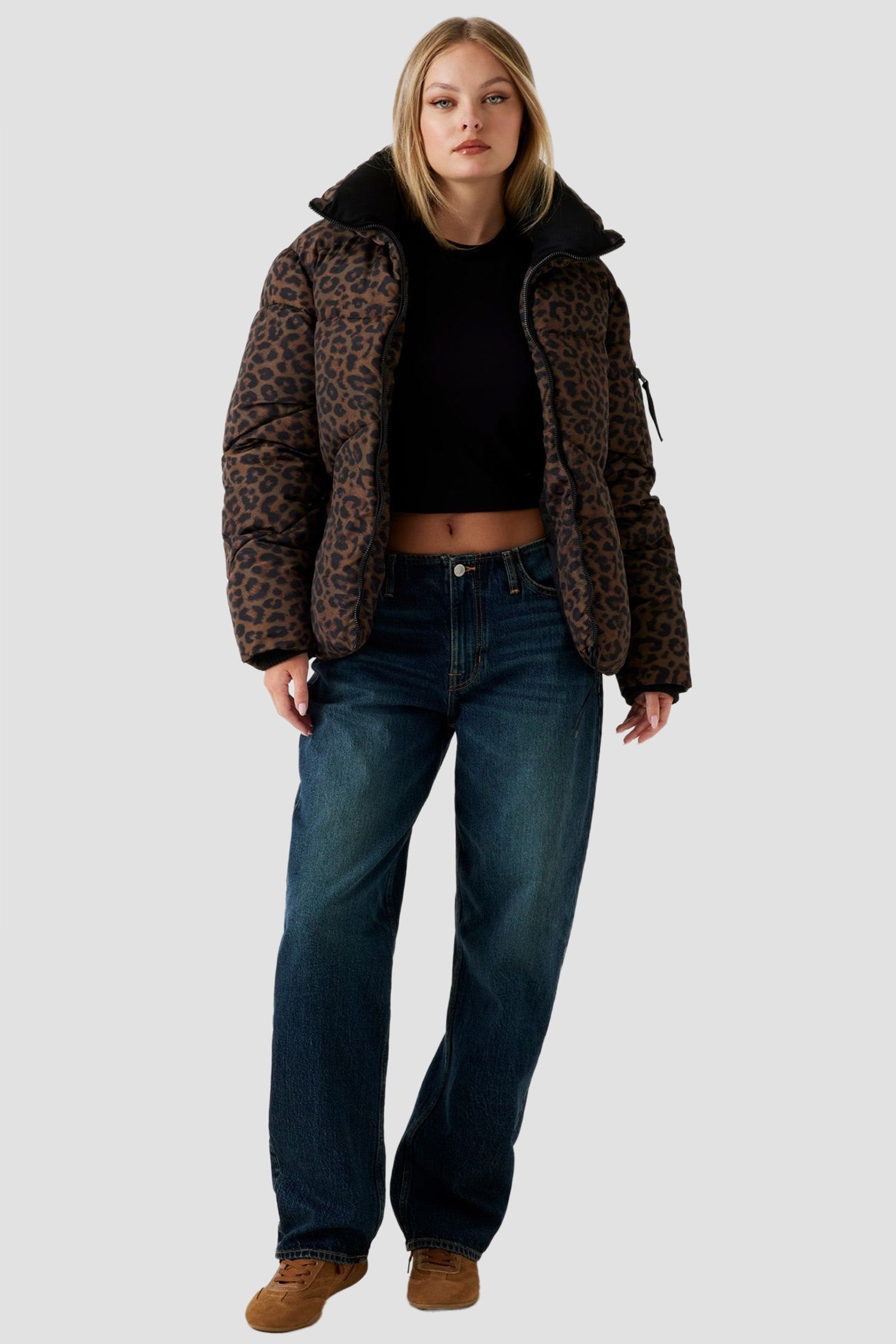 Женская коричневая куртка с узором Guess W5BL47.W3702;P1UK