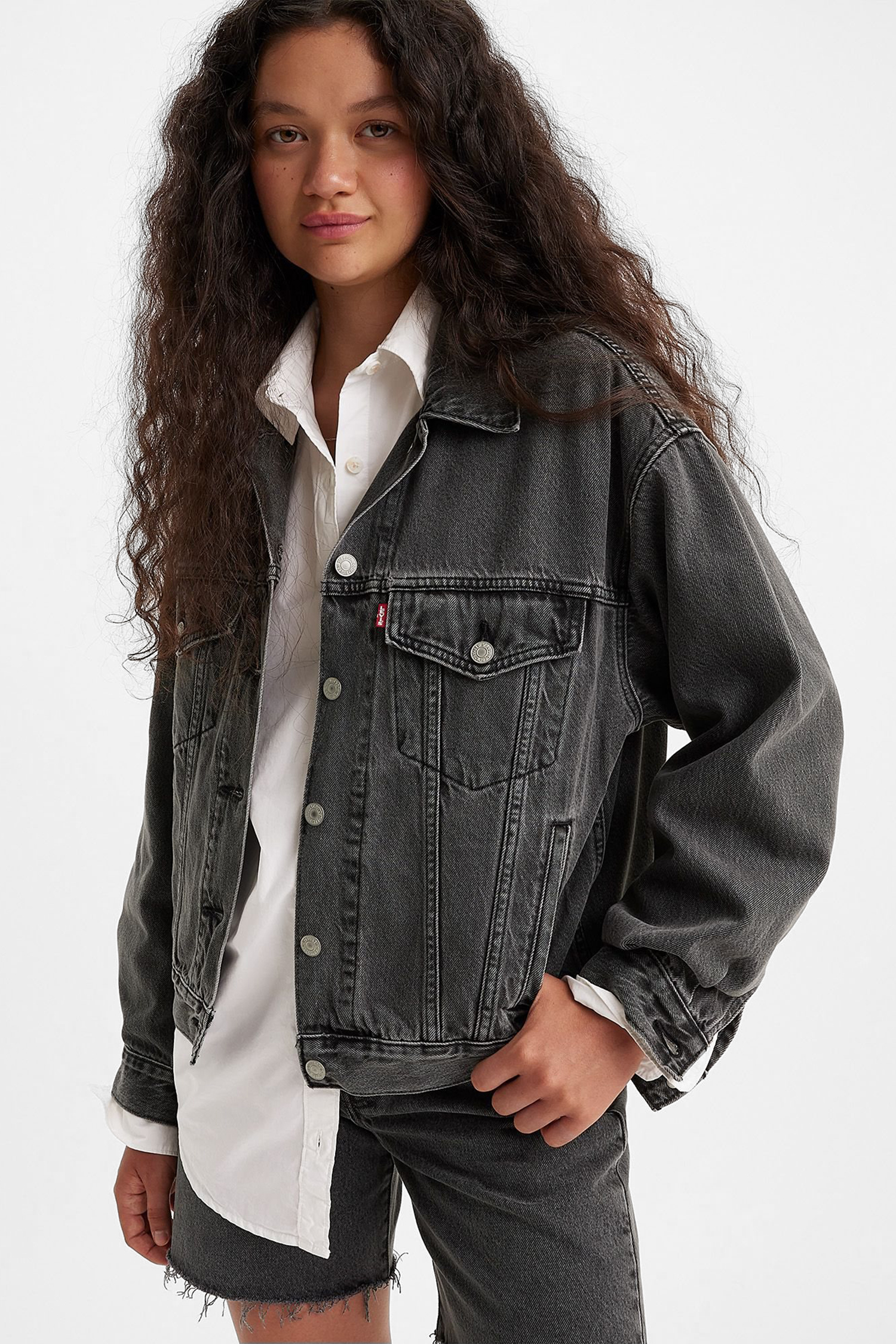 Жіноча чорна джинсова куртка Levi’s® A1743;0000