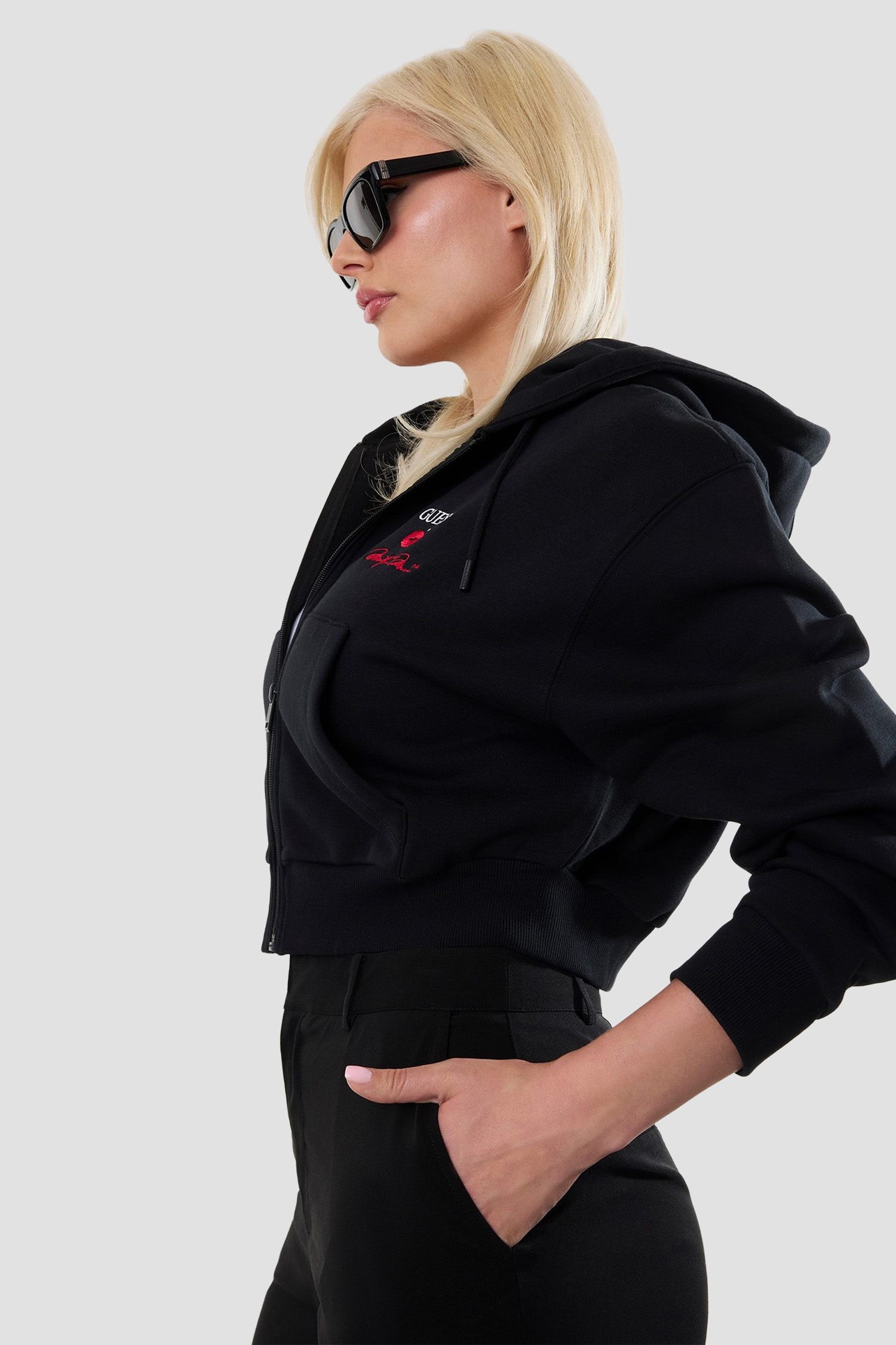 Жіноча чорна кофта на блискавці Guess W6YQ24.K6717;JBLK