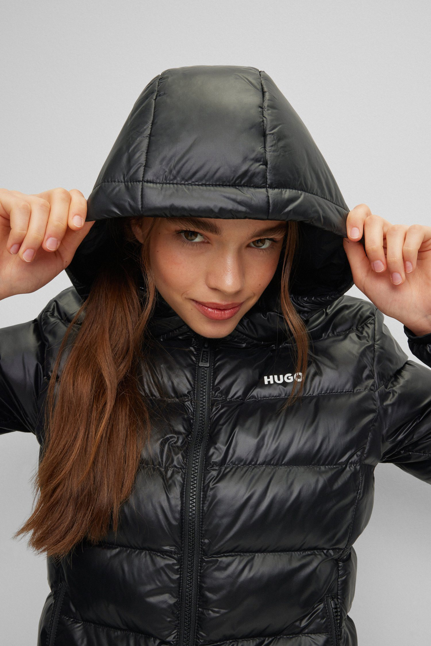 Женская черная куртка HUGO 50473676;001