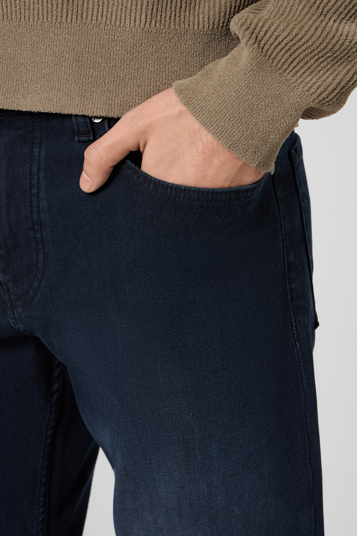 Мужские темно-синие джинсы BOSS 50549820;401