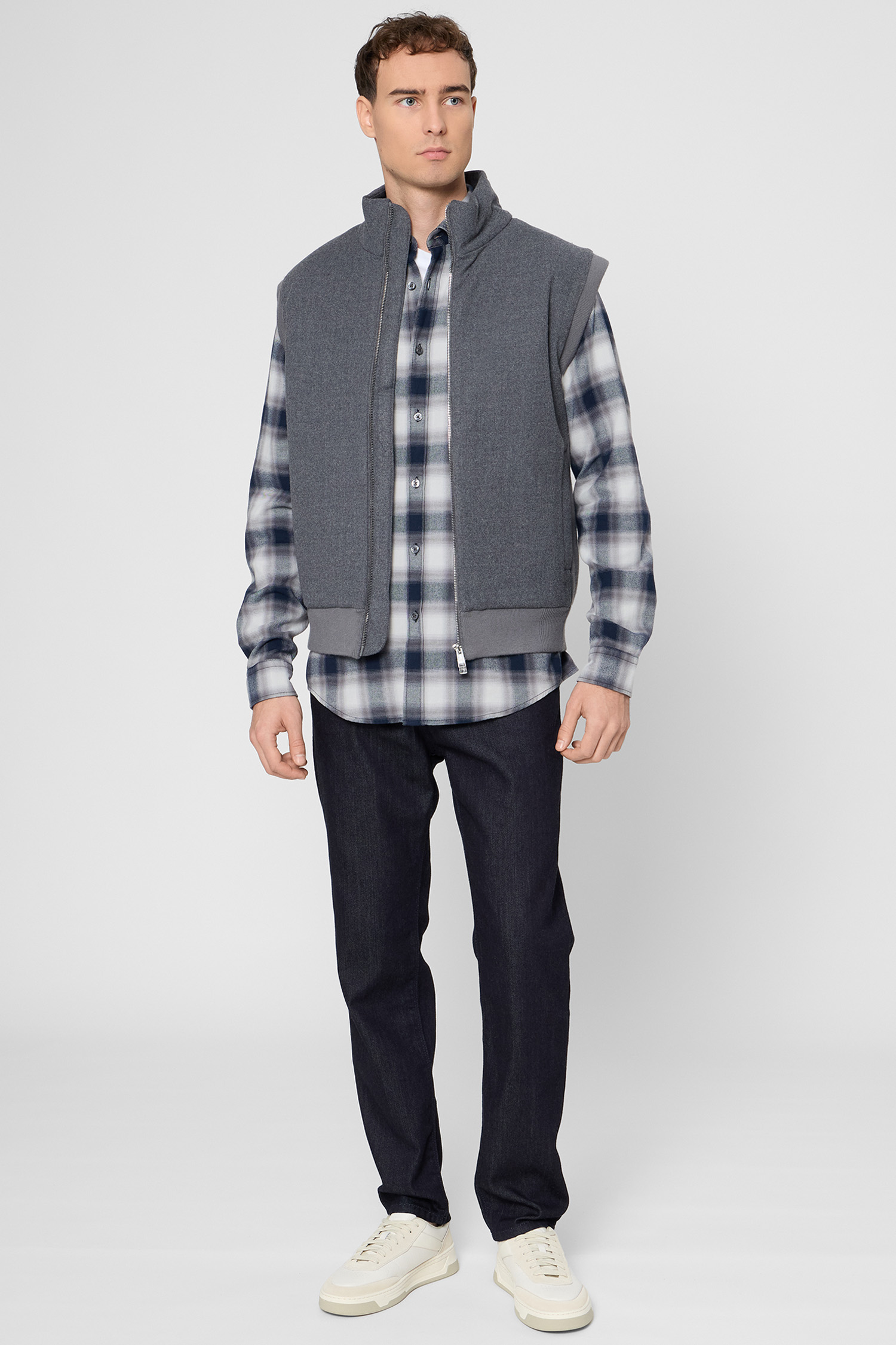 Мужской серый жилет BOSS 50550007;029