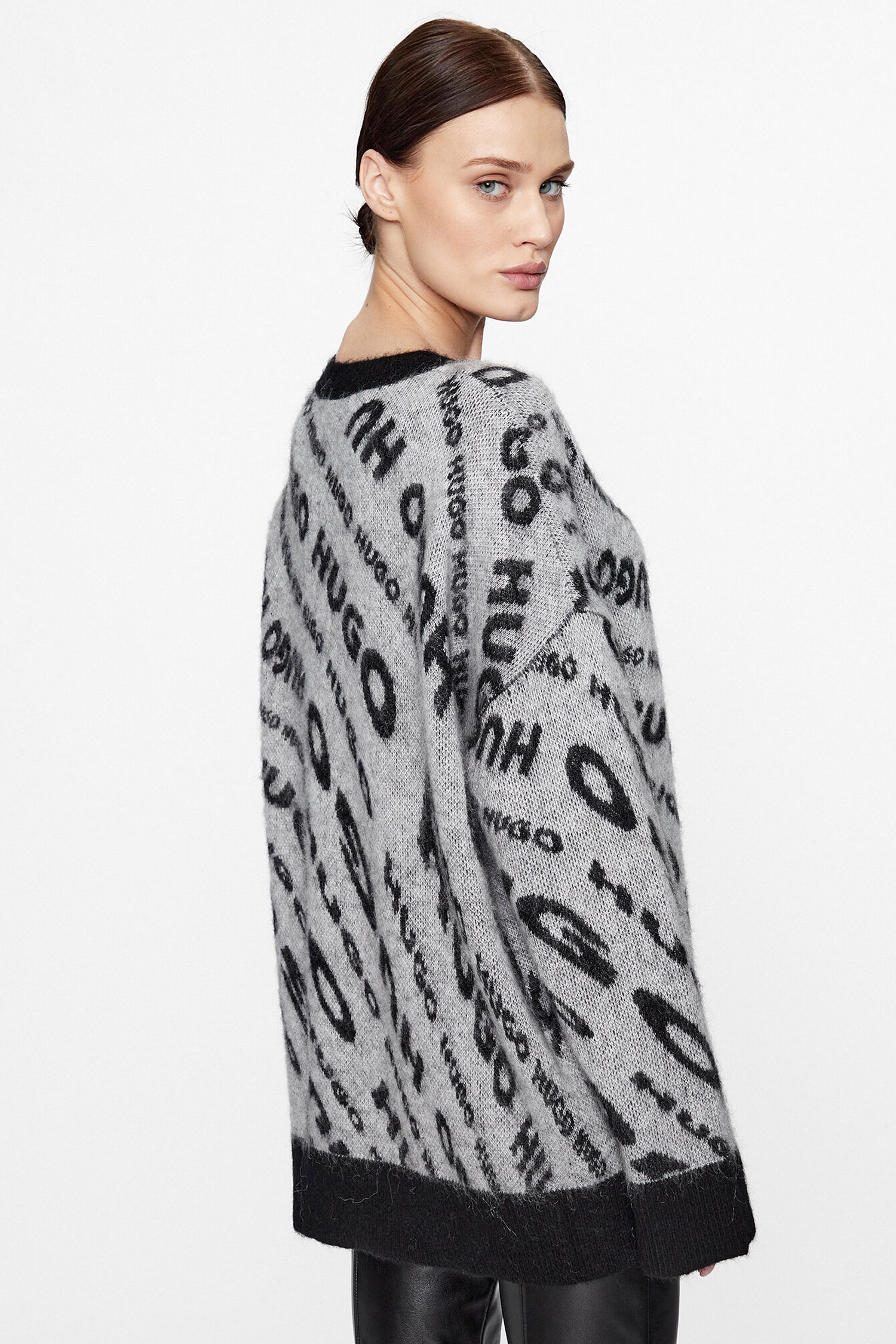 Женский серый свитер с узором HUGO 50500802;965