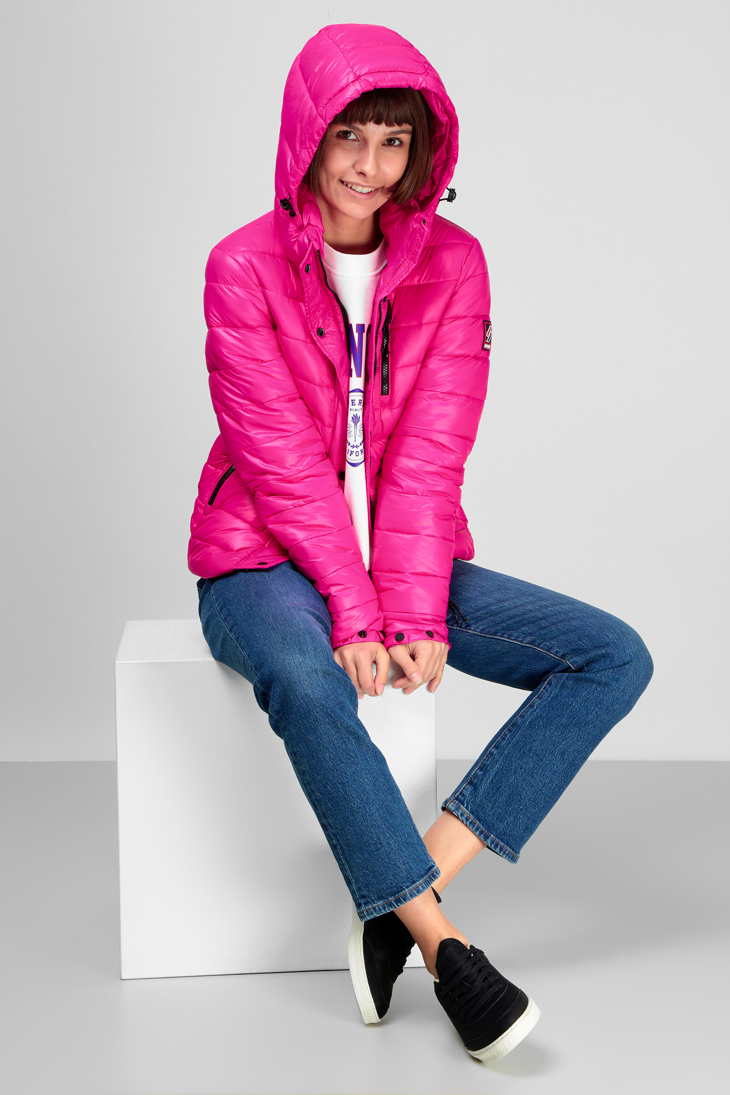 Женская розовая куртка SuperDry W5011010A;MME