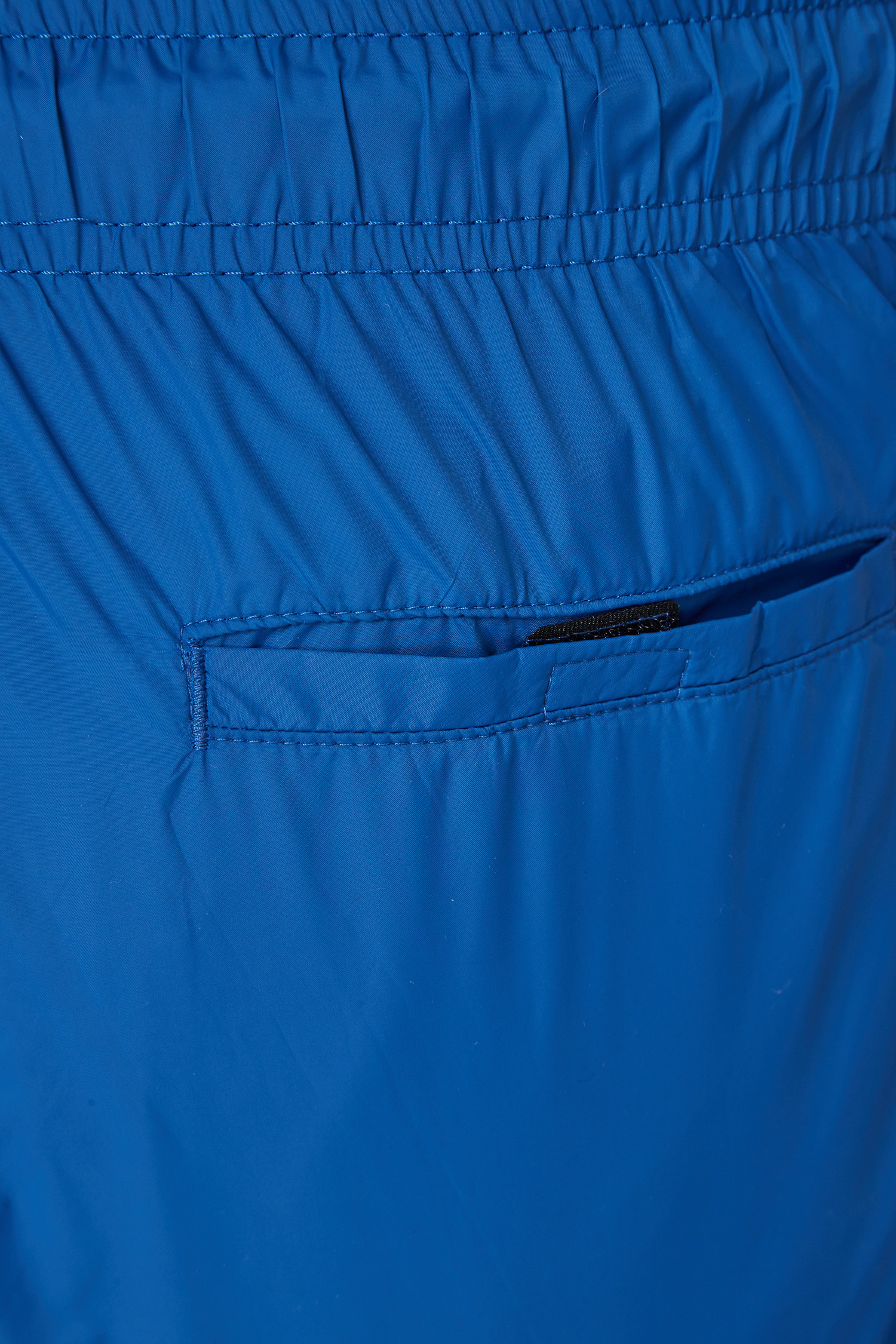 Мужские синие плавательные шорты HUGO 50510190;420