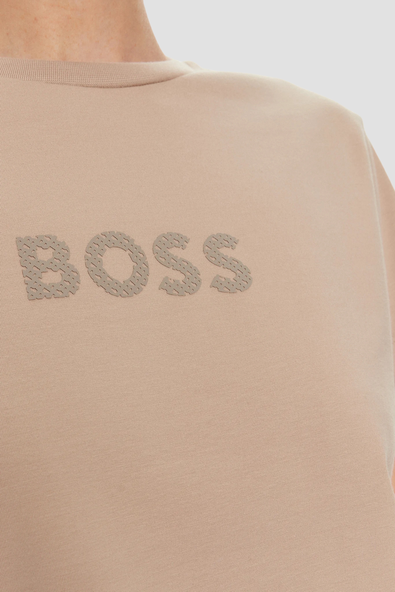 Женская бежевая футболка BOSS 50527303;298