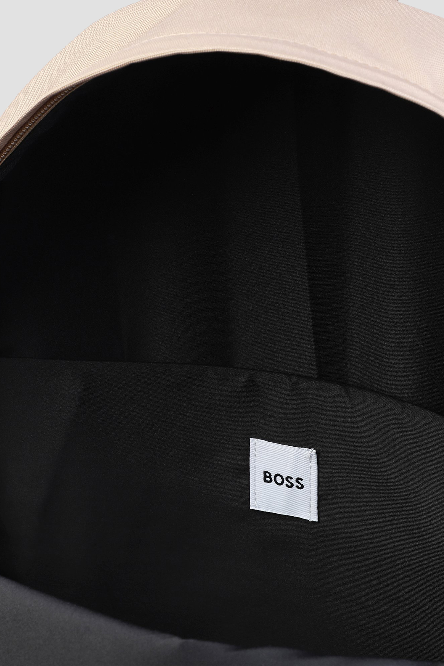 Детский бежевый рюкзак BOSS kids J50969;269