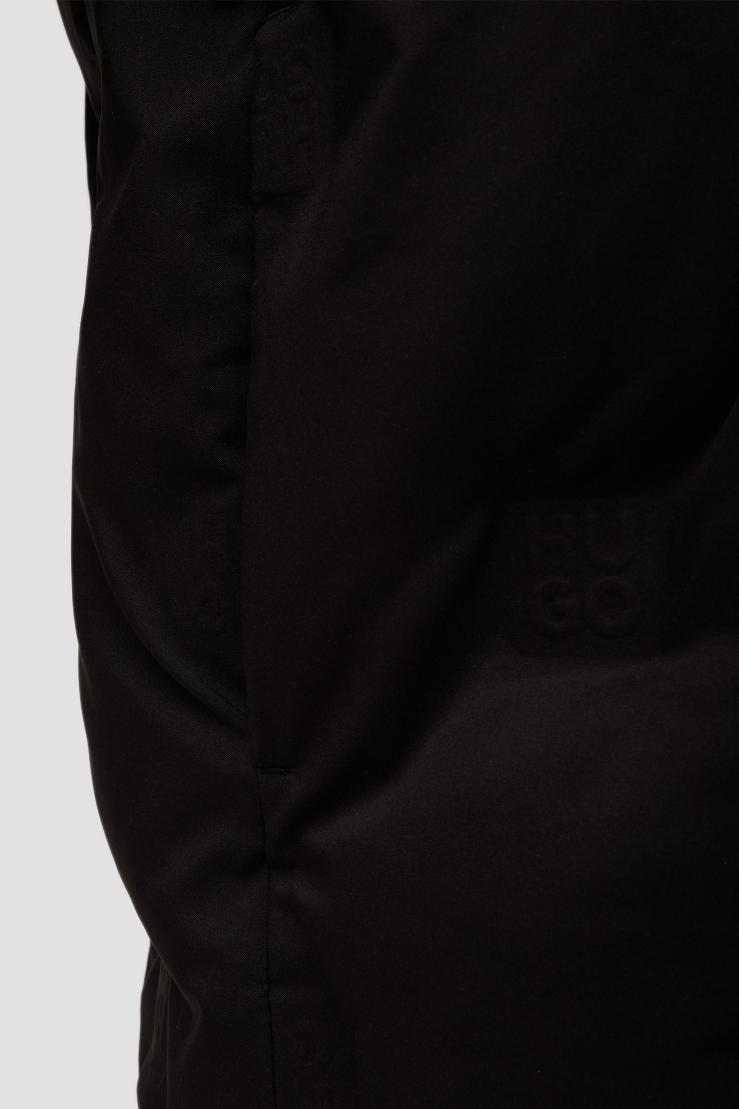 Жіноча чорна куртка з візерунком HUGO 50523657;001