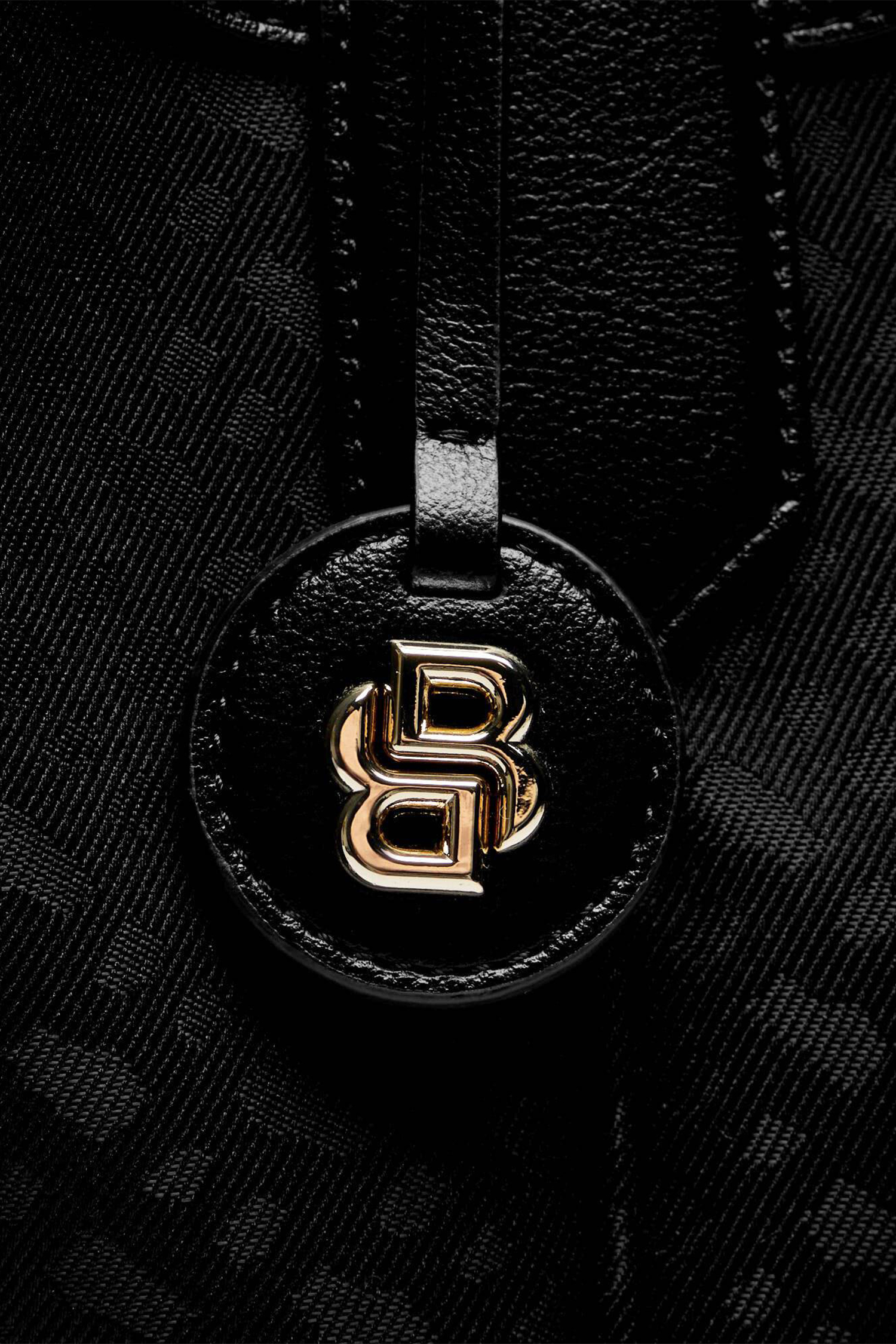 Женская черная сумка BOSS 50535990;001