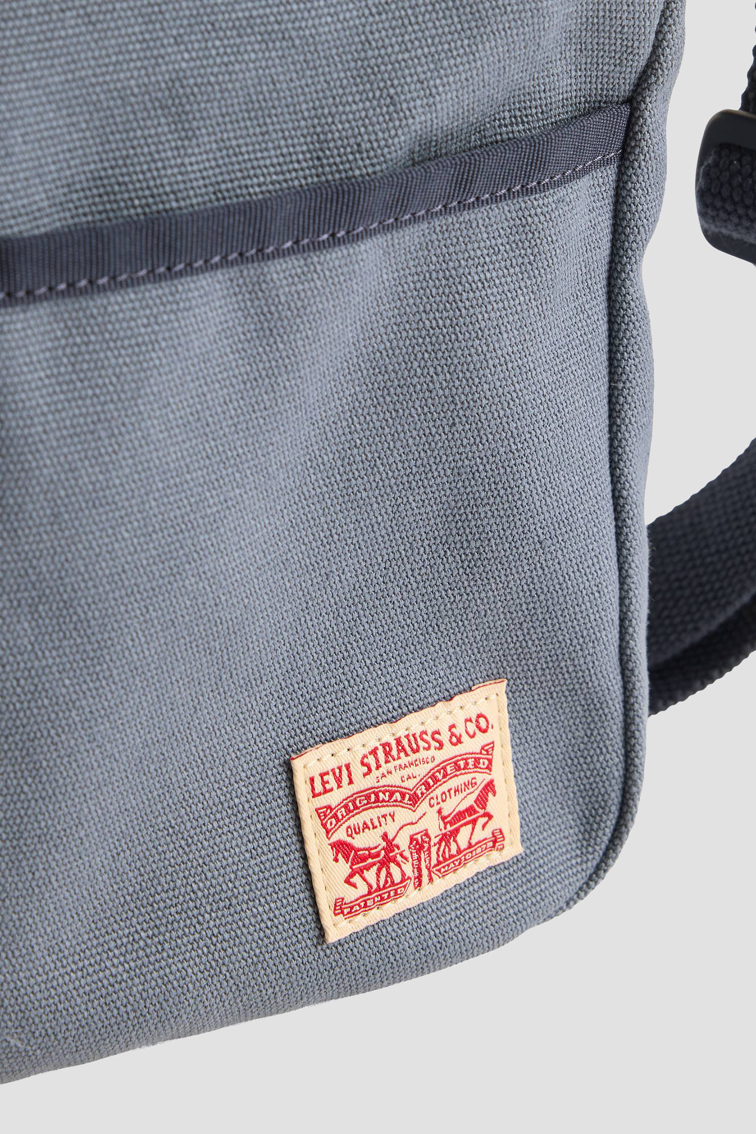 Мужская синяя джинсовая сумка Levi’s® 002GZ;0000