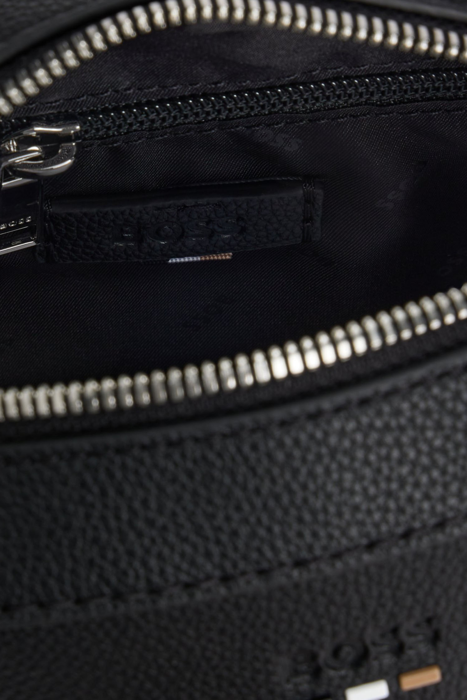 Чоловіча чорна сумка BOSS 50536475;001