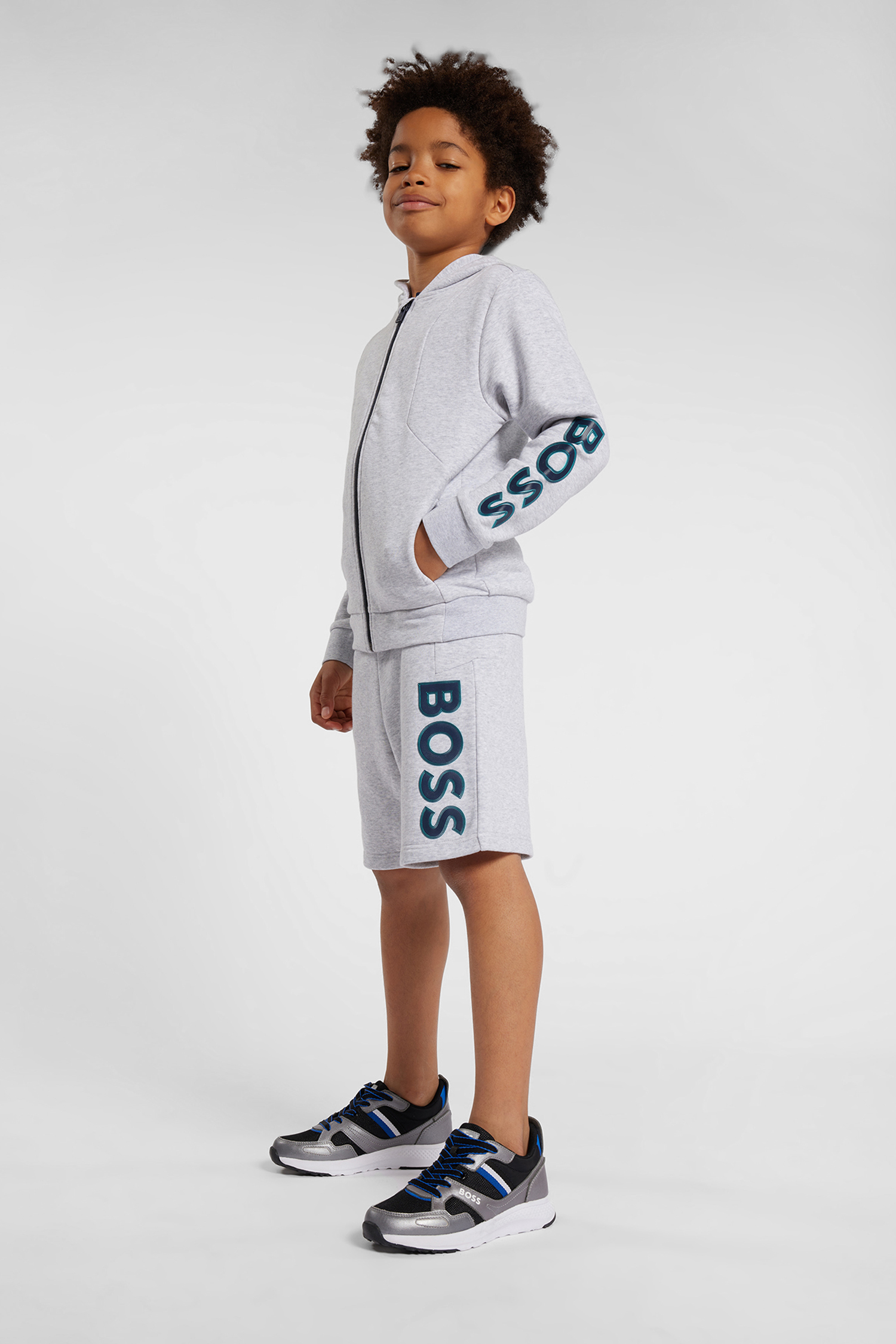 Детские кроссовки BOSS kids J50864;849