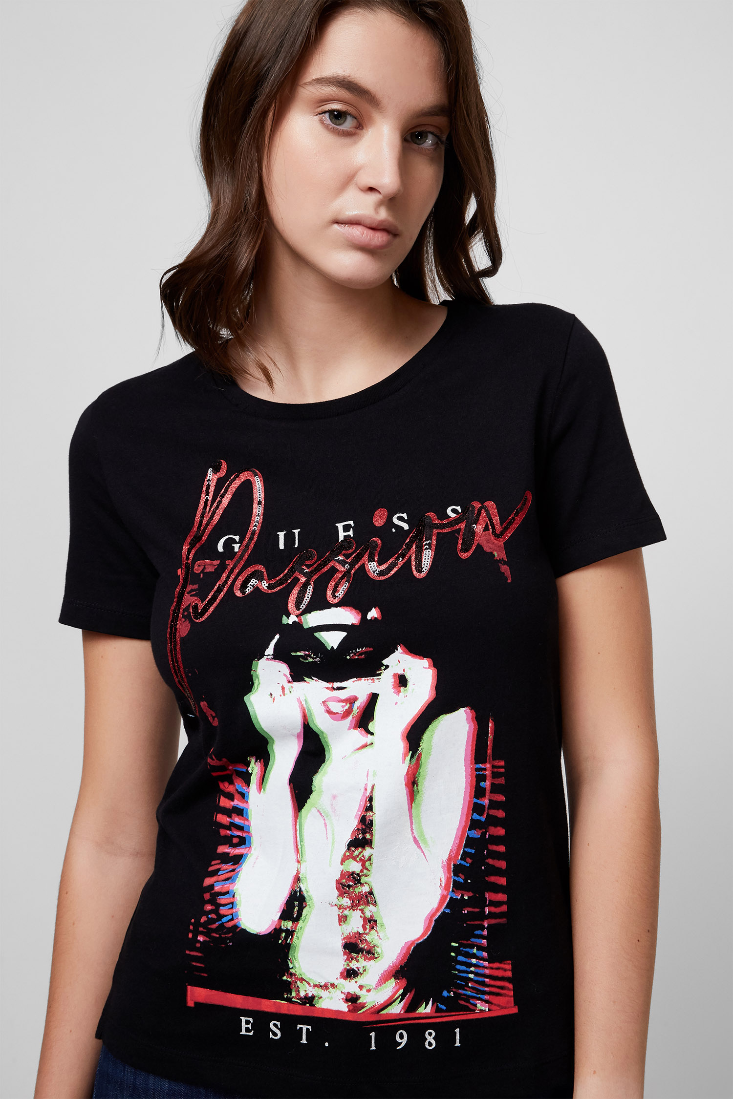 Женская черная футболка Guess W0BI09.I3Z00;JBLK